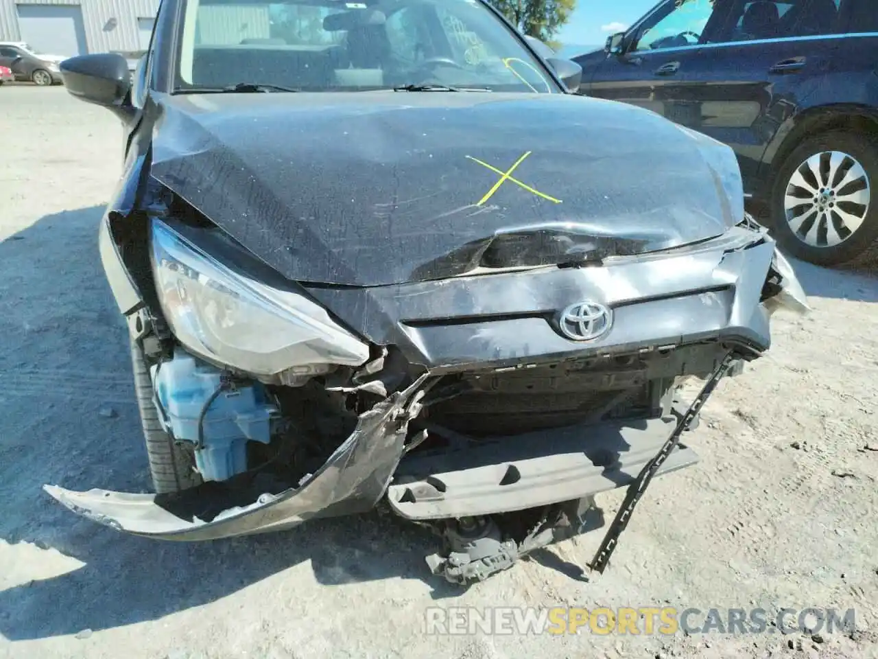 9 Photograph of a damaged car 3MYDLBYV8KY517254 TOYOTA YARIS 2019