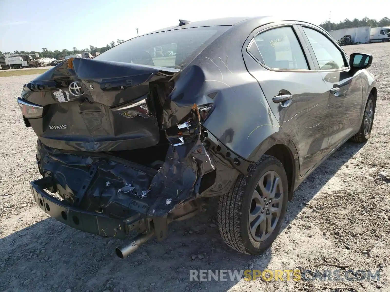 4 Photograph of a damaged car 3MYDLBYV8KY517416 TOYOTA YARIS 2019