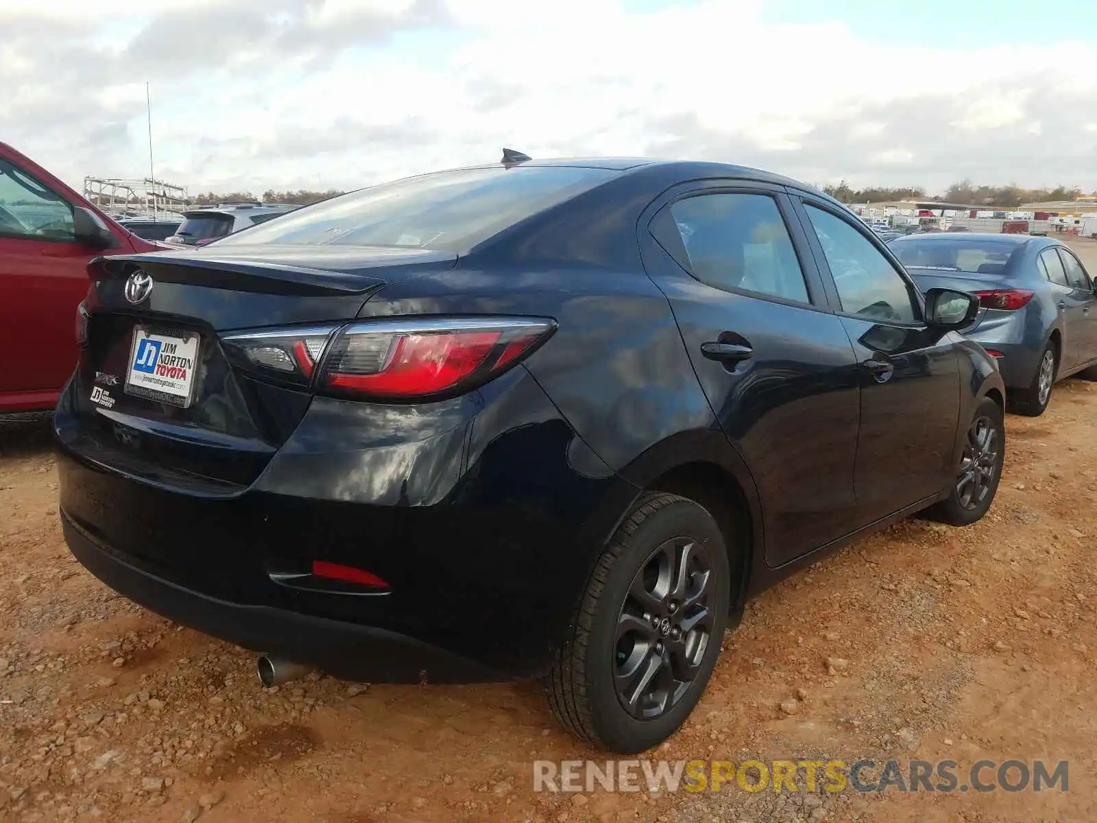 4 Photograph of a damaged car 3MYDLBYV8KY518422 TOYOTA YARIS 2019