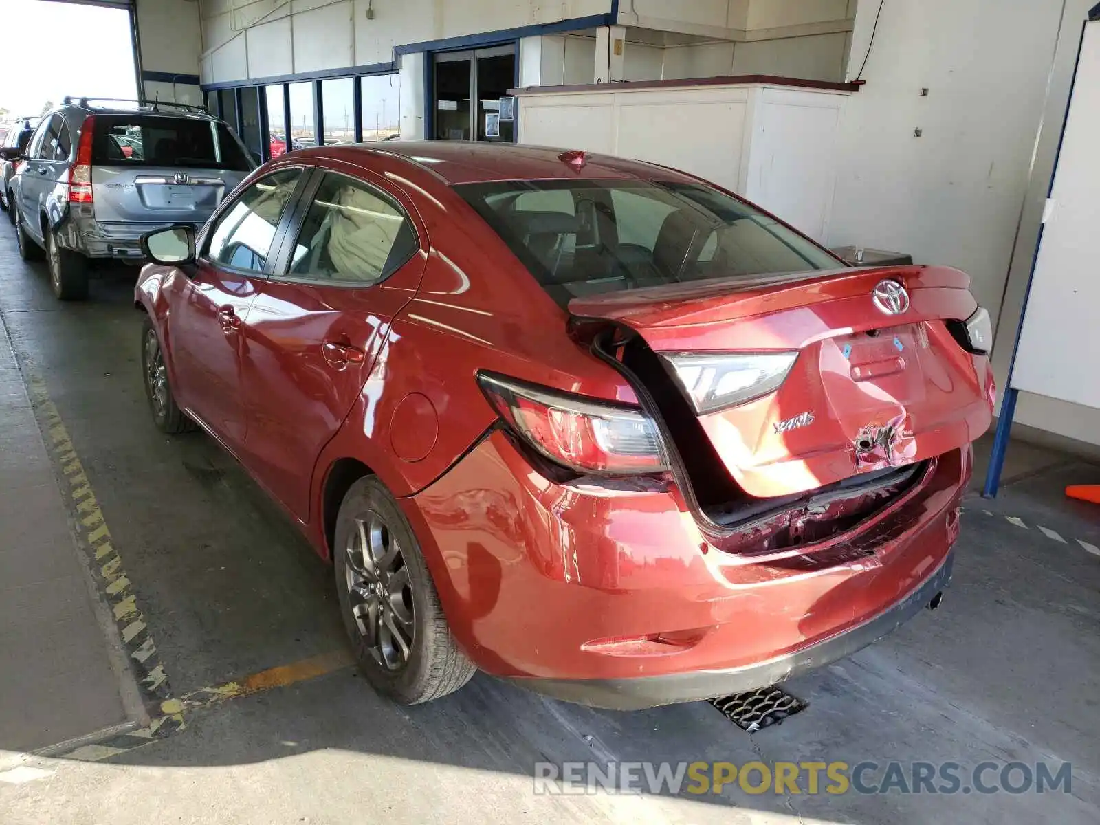 3 Photograph of a damaged car 3MYDLBYV8KY519392 TOYOTA YARIS 2019