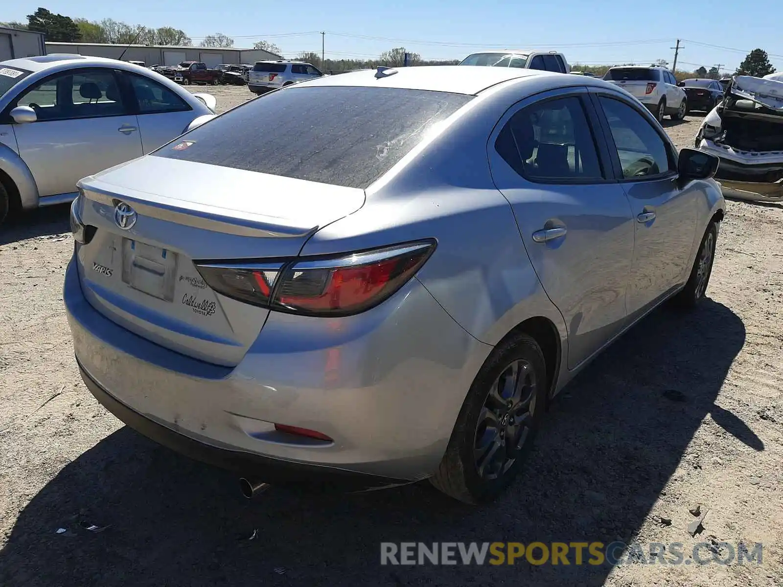 4 Photograph of a damaged car 3MYDLBYV8KY519442 TOYOTA YARIS 2019