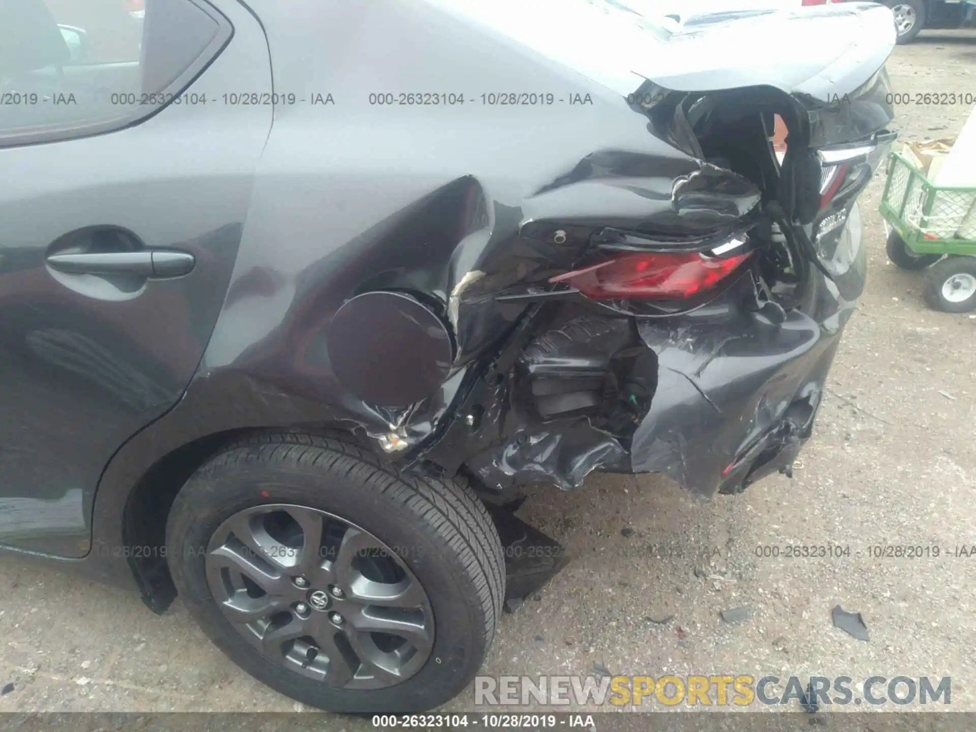 6 Photograph of a damaged car 3MYDLBYV8KY520798 TOYOTA YARIS 2019