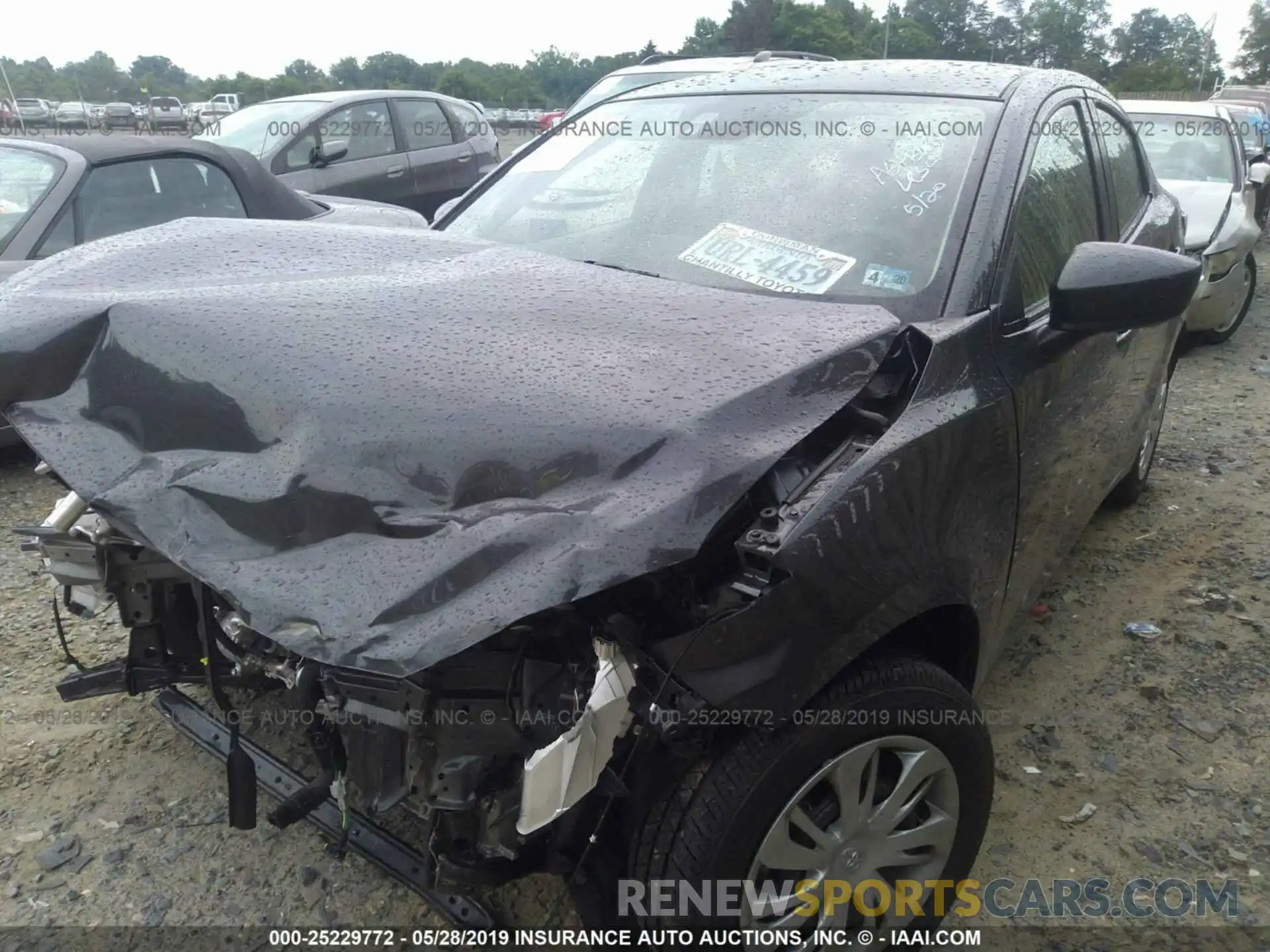 2 Photograph of a damaged car 3MYDLBYV8KY522227 TOYOTA YARIS 2019