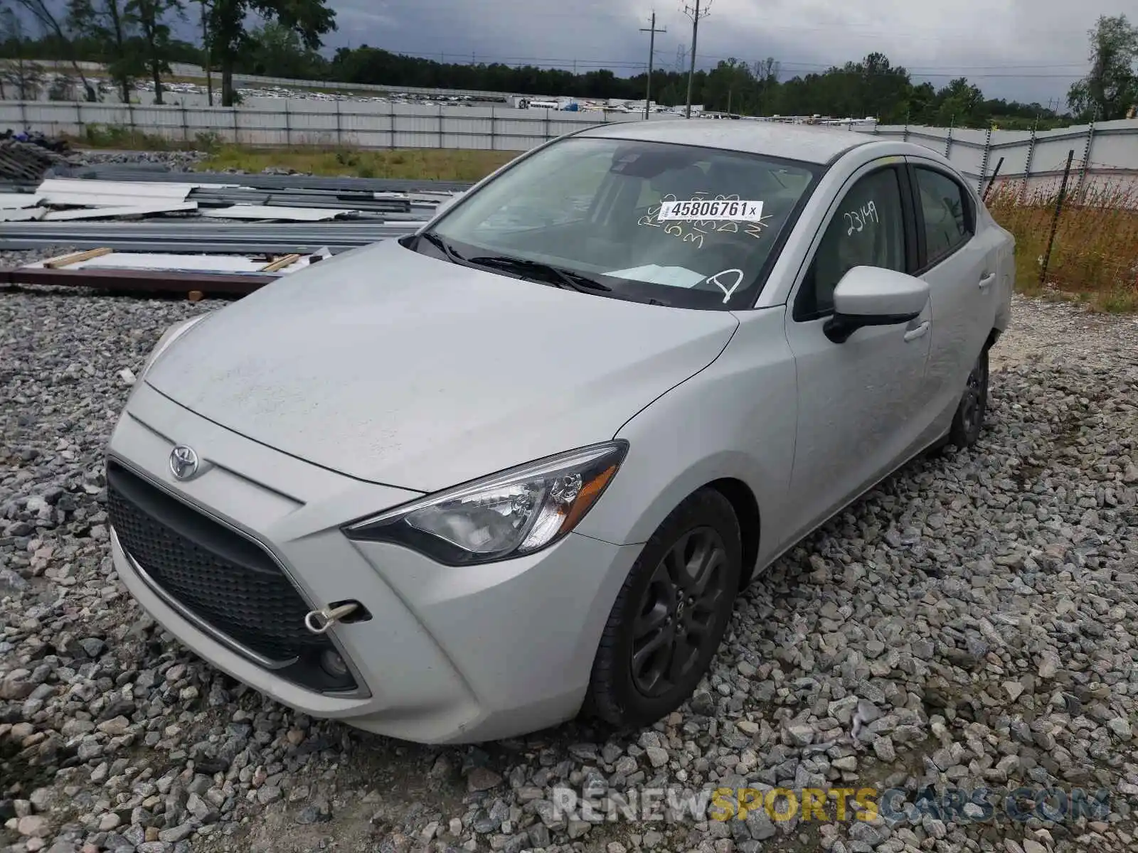 2 Photograph of a damaged car 3MYDLBYV8KY523801 TOYOTA YARIS 2019