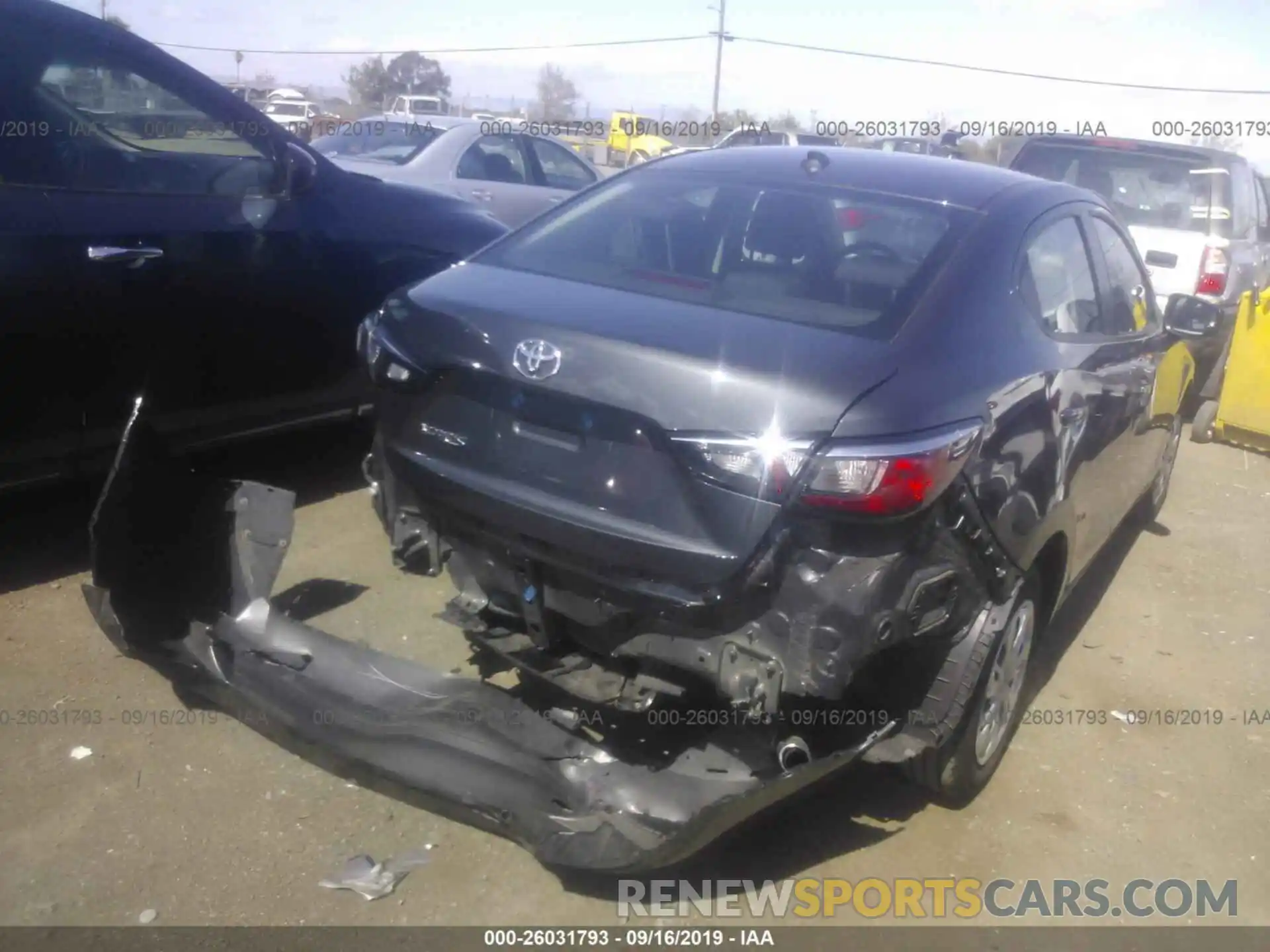 4 Photograph of a damaged car 3MYDLBYV8KY523832 TOYOTA YARIS 2019