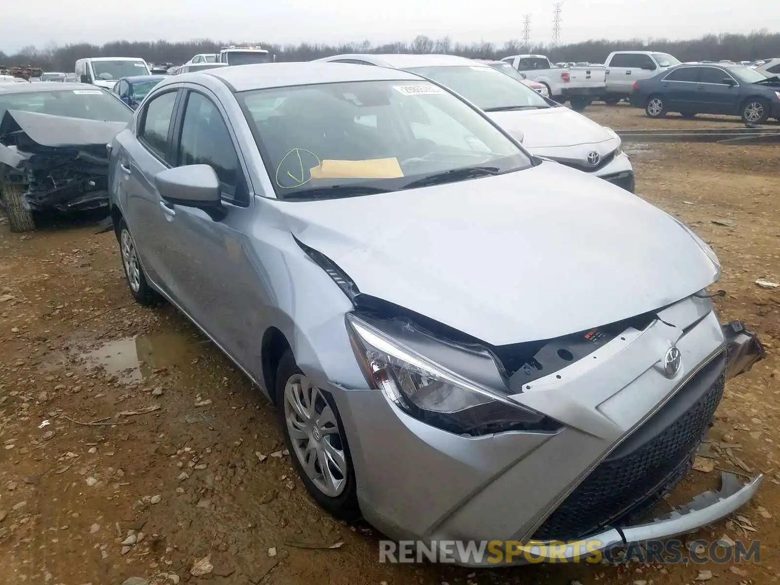 1 Photograph of a damaged car 3MYDLBYV8KY523961 TOYOTA YARIS 2019