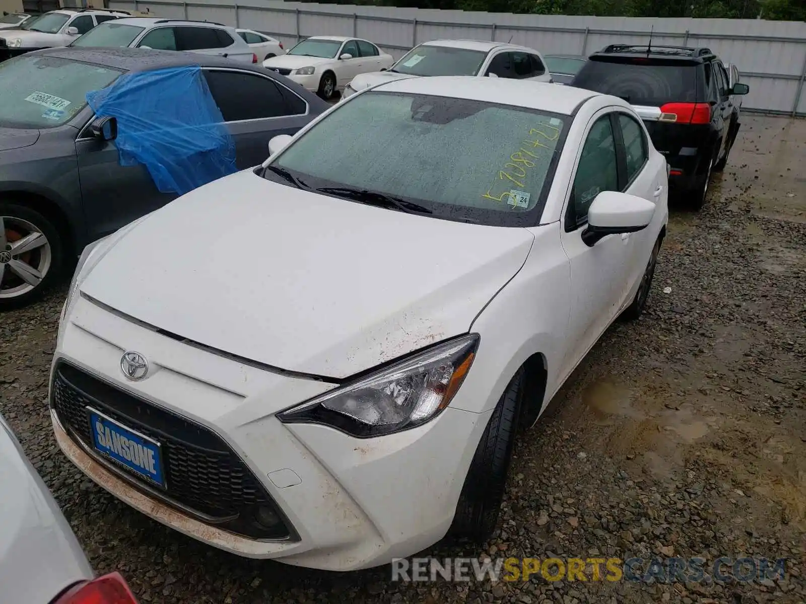 2 Фотография поврежденного автомобиля 3MYDLBYV8KY524561 TOYOTA YARIS 2019