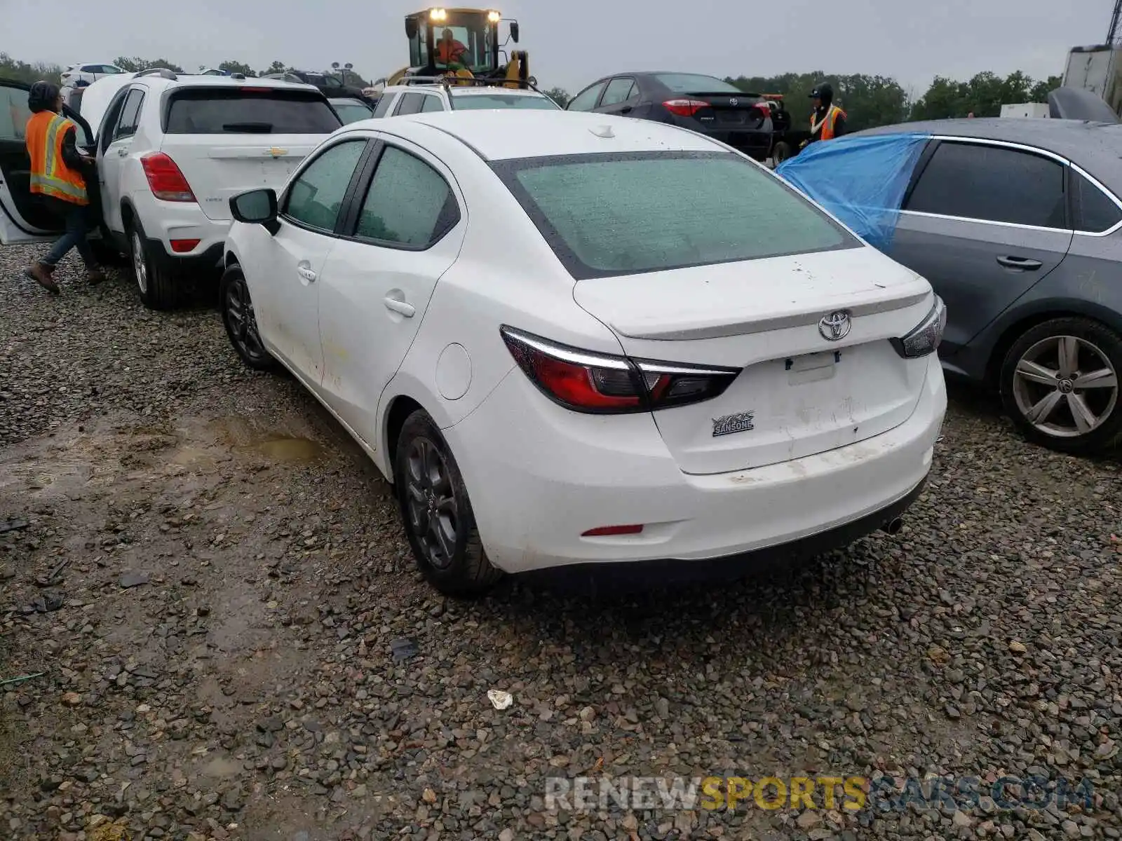 3 Photograph of a damaged car 3MYDLBYV8KY524561 TOYOTA YARIS 2019