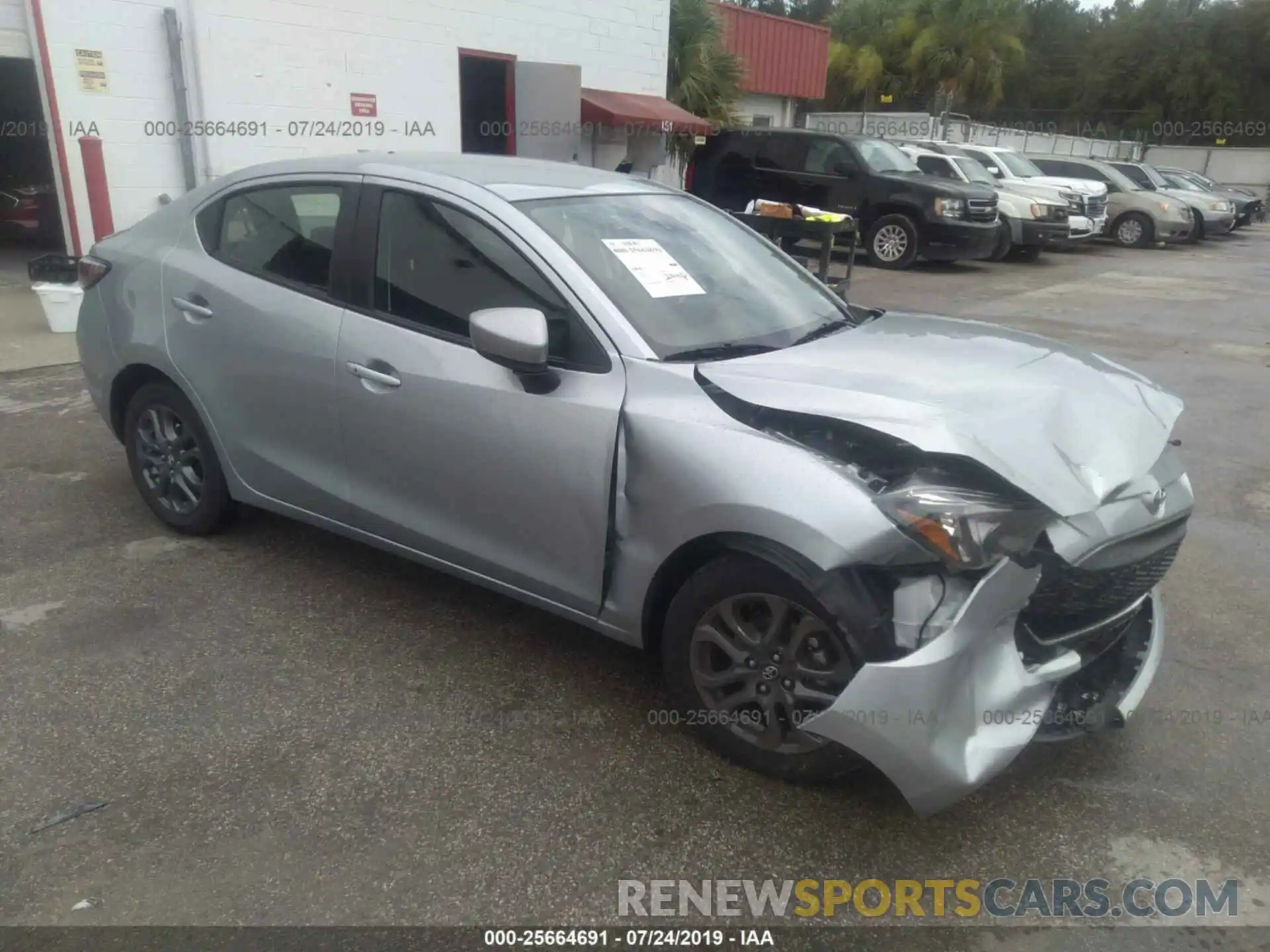 1 Photograph of a damaged car 3MYDLBYV8KY524611 TOYOTA YARIS 2019