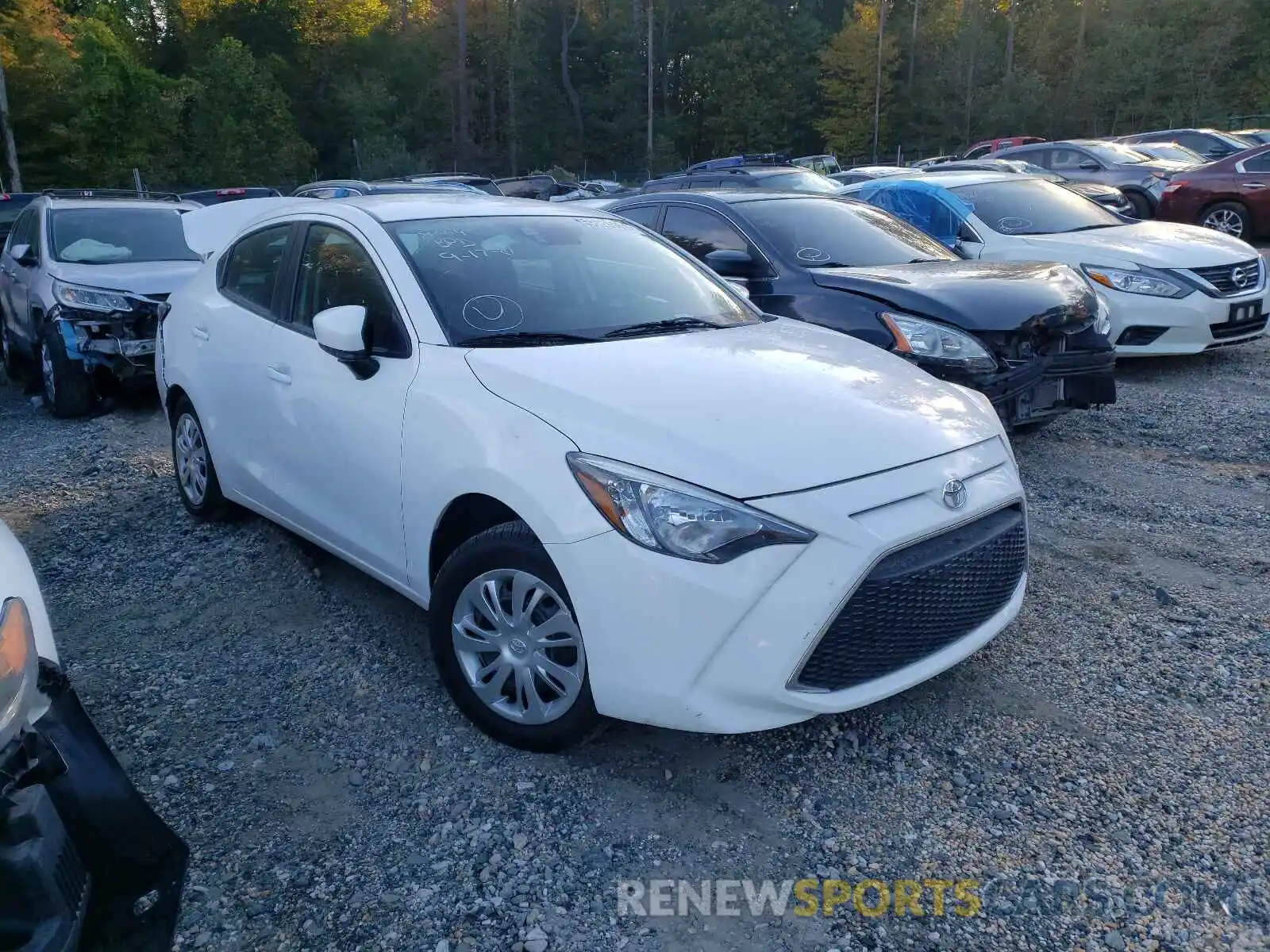 1 Photograph of a damaged car 3MYDLBYV8KY525242 TOYOTA YARIS 2019