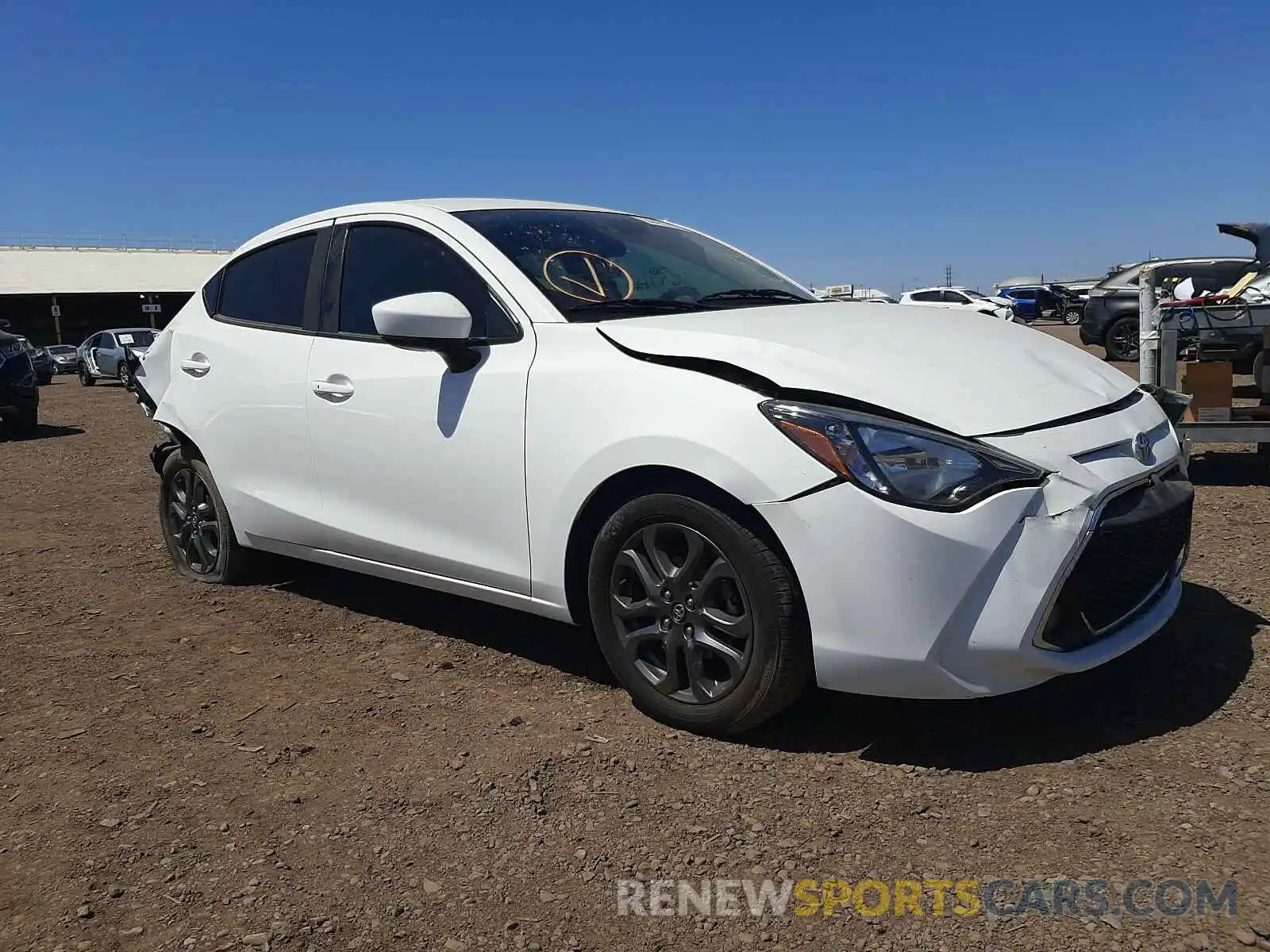 1 Photograph of a damaged car 3MYDLBYV8KY525600 TOYOTA YARIS 2019