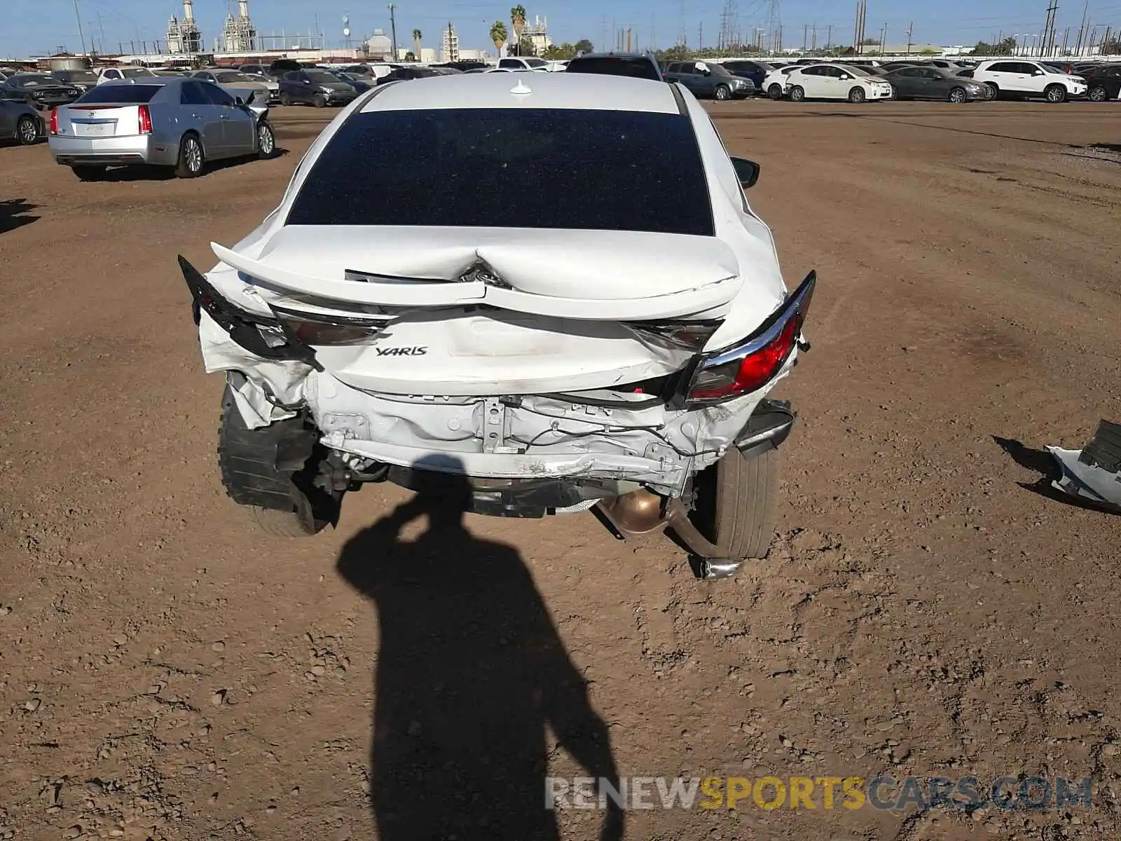 9 Photograph of a damaged car 3MYDLBYV8KY525600 TOYOTA YARIS 2019