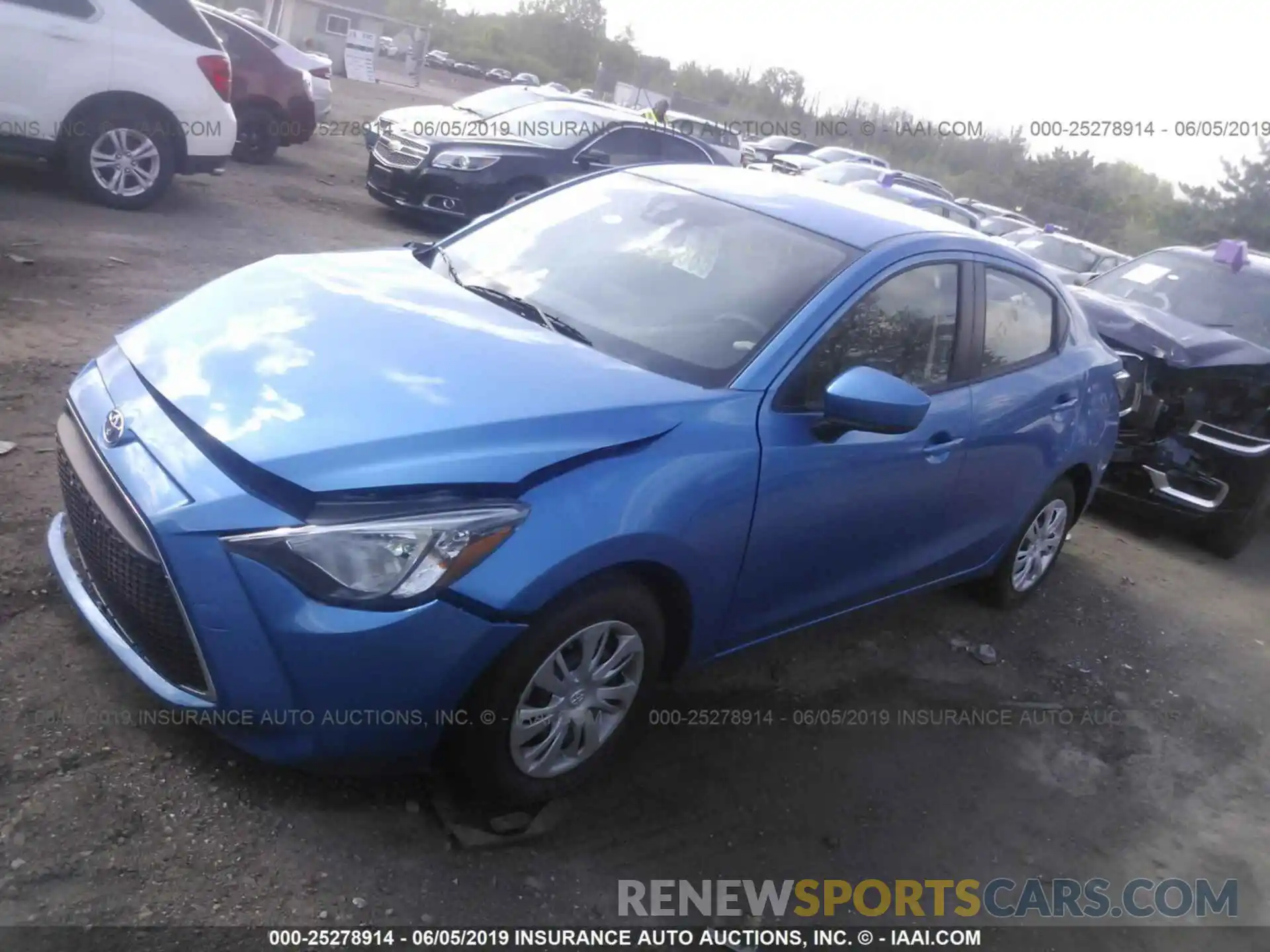 2 Photograph of a damaged car 3MYDLBYV8KY525886 TOYOTA YARIS 2019