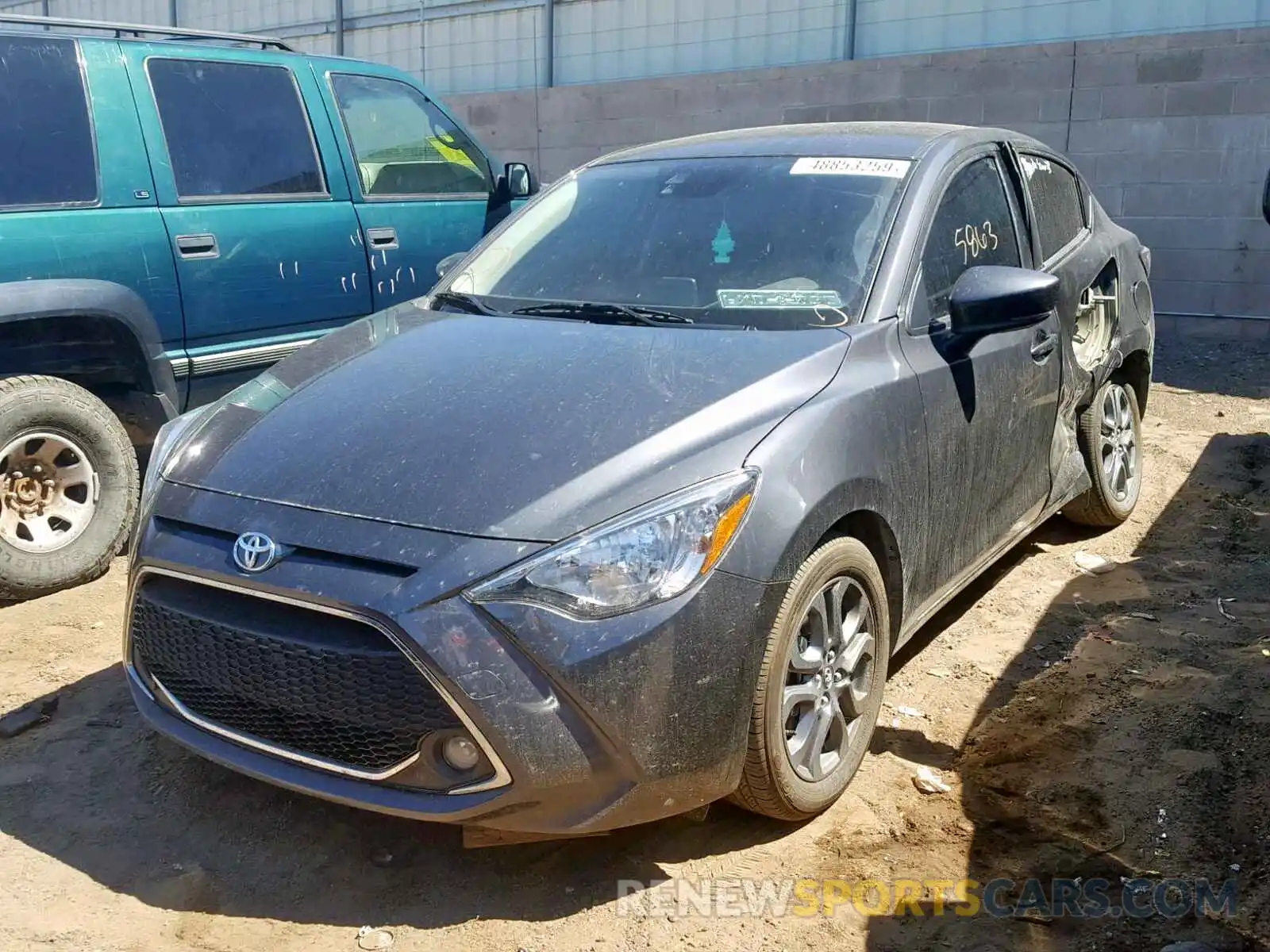 2 Photograph of a damaged car 3MYDLBYV8KY526004 TOYOTA YARIS 2019