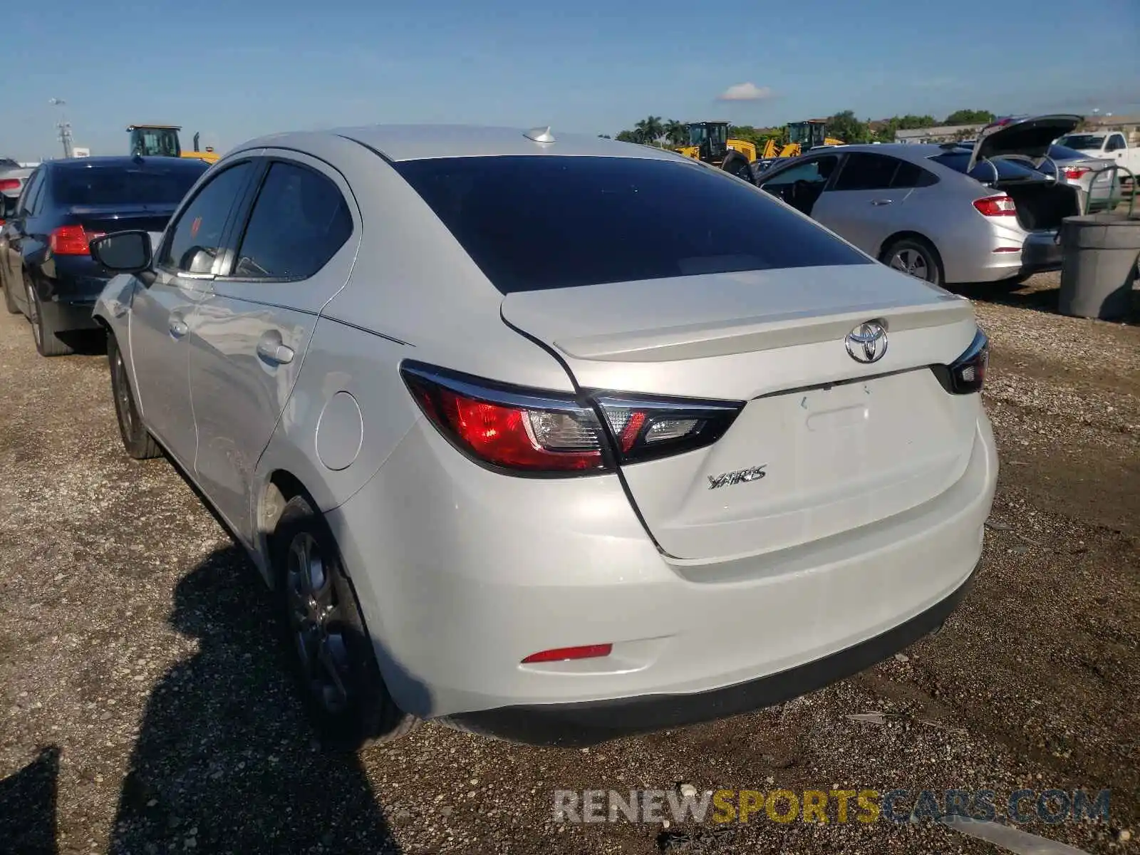 3 Photograph of a damaged car 3MYDLBYV9KY504710 TOYOTA YARIS 2019