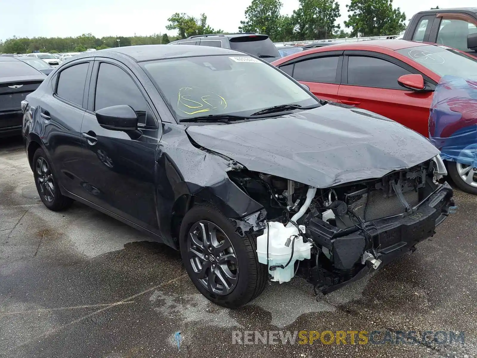 1 Photograph of a damaged car 3MYDLBYV9KY505825 TOYOTA YARIS 2019