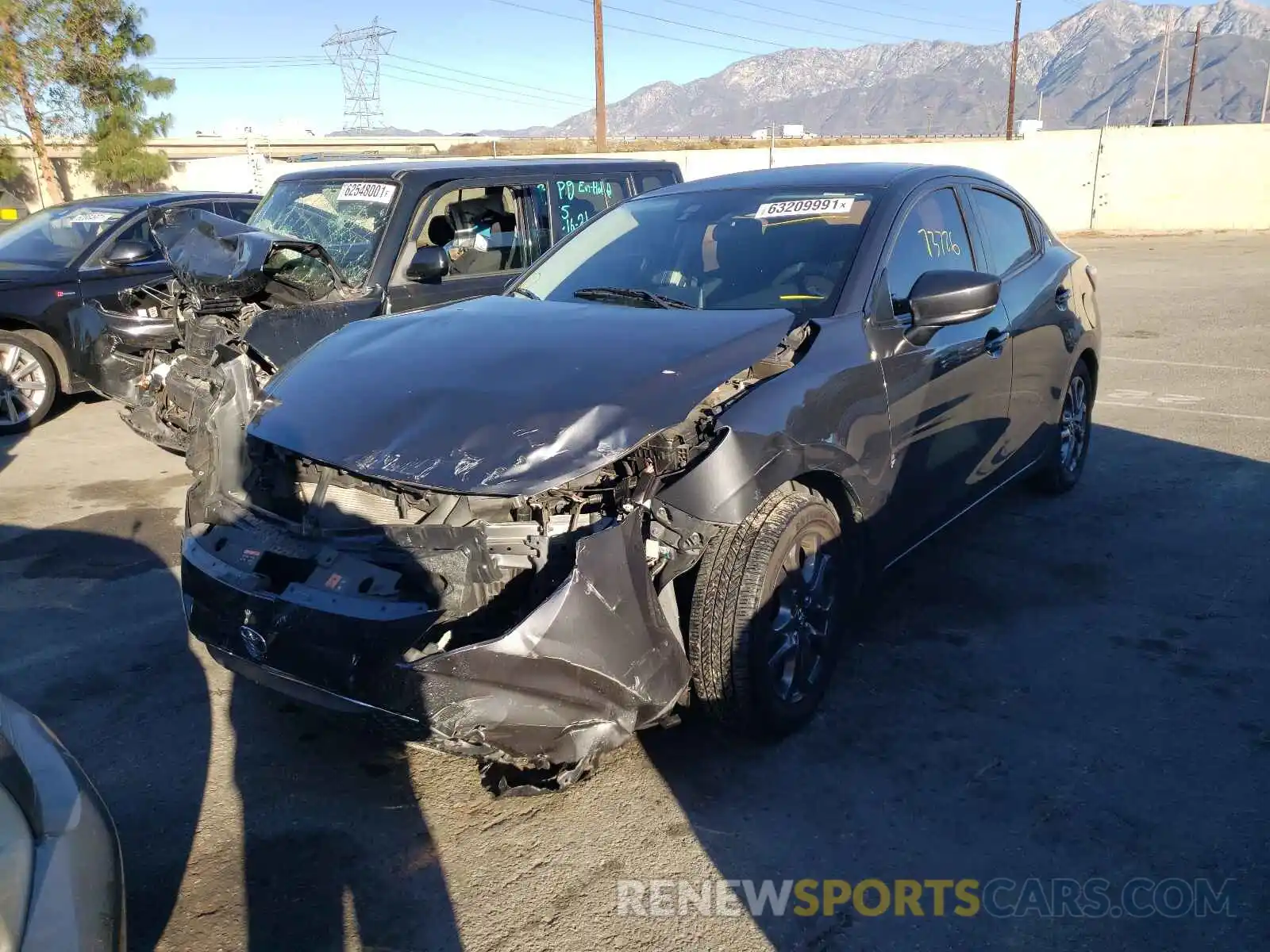 2 Photograph of a damaged car 3MYDLBYV9KY507106 TOYOTA YARIS 2019