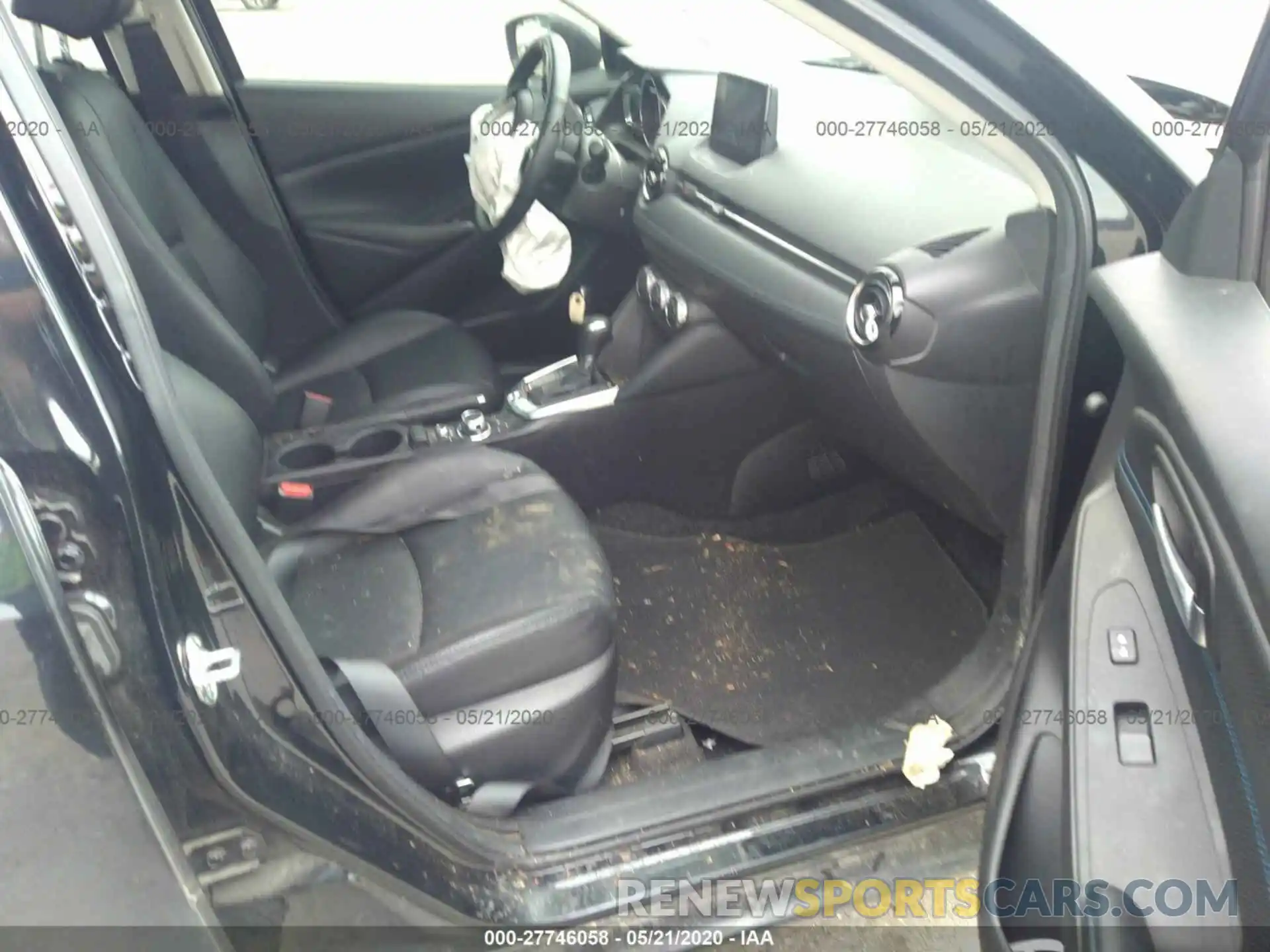 5 Photograph of a damaged car 3MYDLBYV9KY507624 TOYOTA YARIS 2019