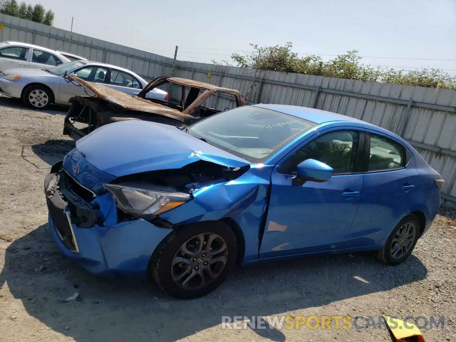 2 Photograph of a damaged car 3MYDLBYV9KY508272 TOYOTA YARIS 2019