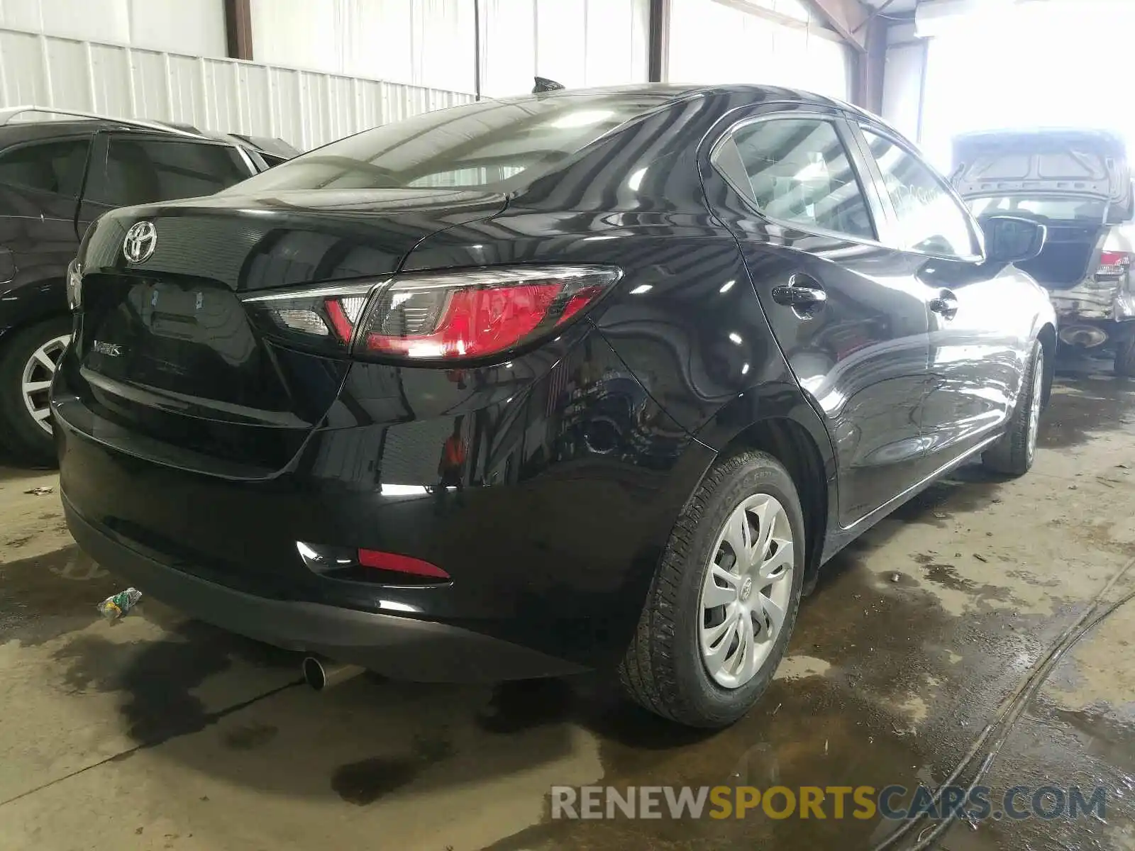 4 Photograph of a damaged car 3MYDLBYV9KY509759 TOYOTA YARIS 2019