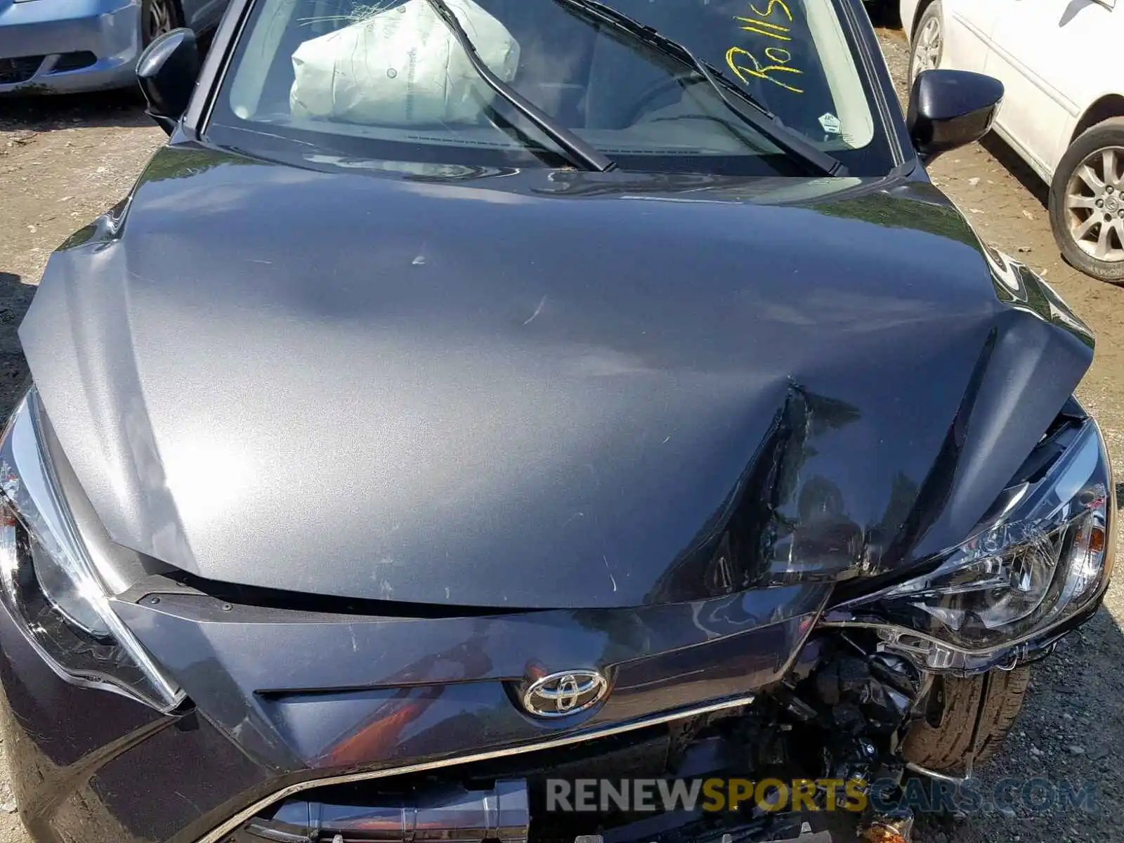 7 Photograph of a damaged car 3MYDLBYV9KY514072 TOYOTA YARIS 2019