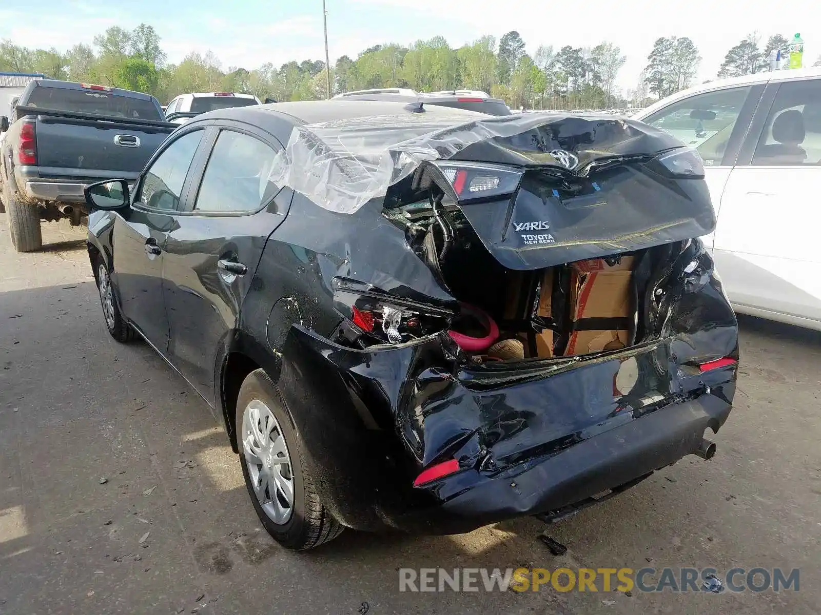 3 Photograph of a damaged car 3MYDLBYV9KY514962 TOYOTA YARIS 2019