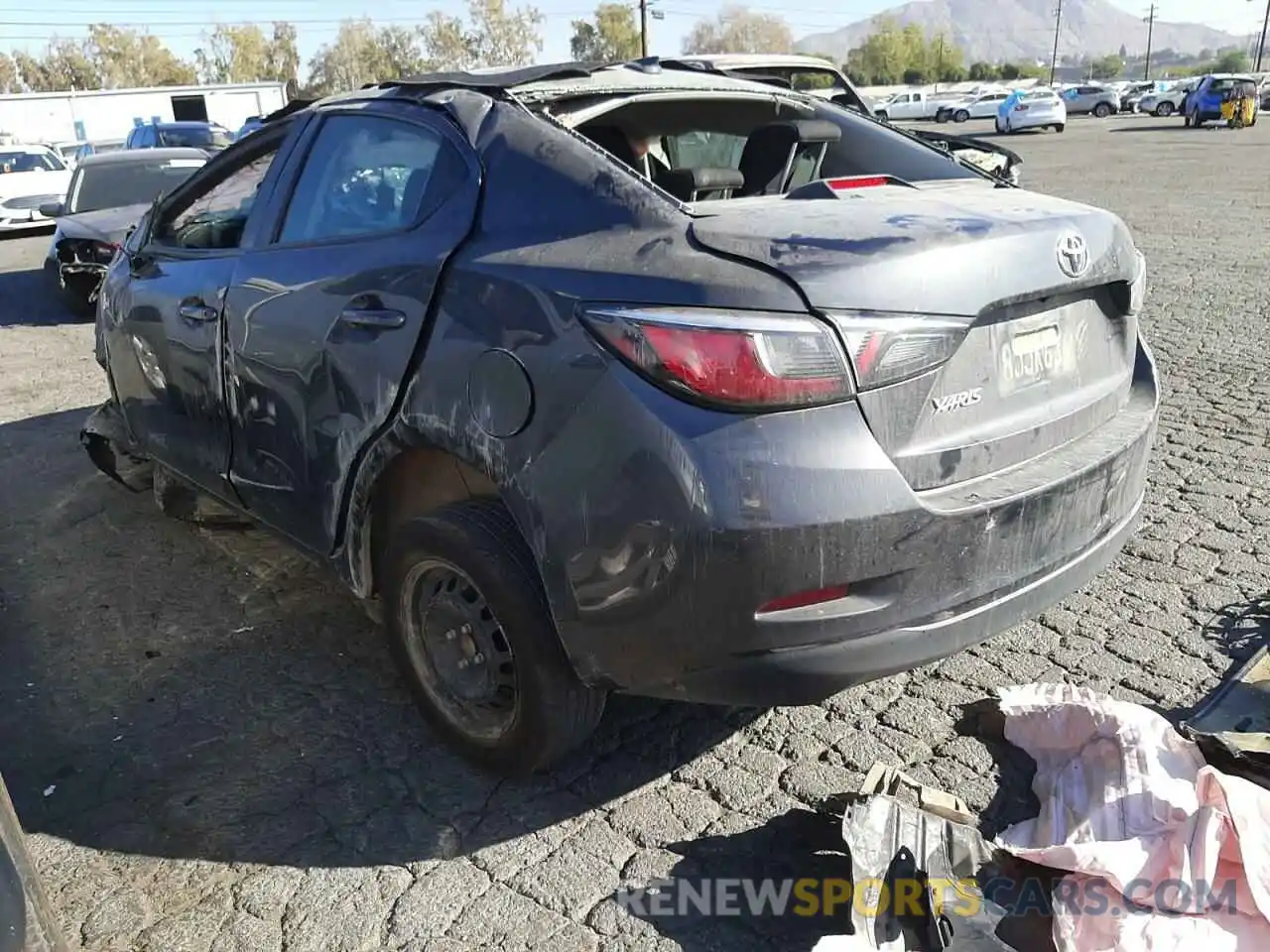 3 Photograph of a damaged car 3MYDLBYV9KY515030 TOYOTA YARIS 2019