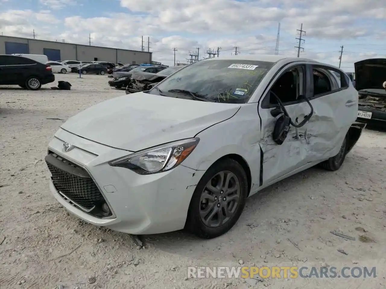 2 Photograph of a damaged car 3MYDLBYV9KY515383 TOYOTA YARIS 2019