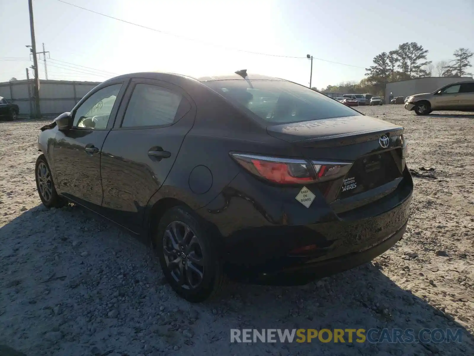 3 Photograph of a damaged car 3MYDLBYV9KY515562 TOYOTA YARIS 2019