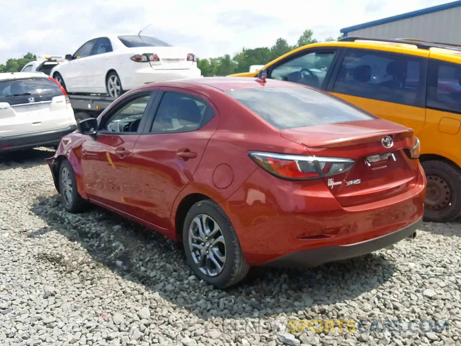 3 Photograph of a damaged car 3MYDLBYV9KY515836 TOYOTA YARIS 2019