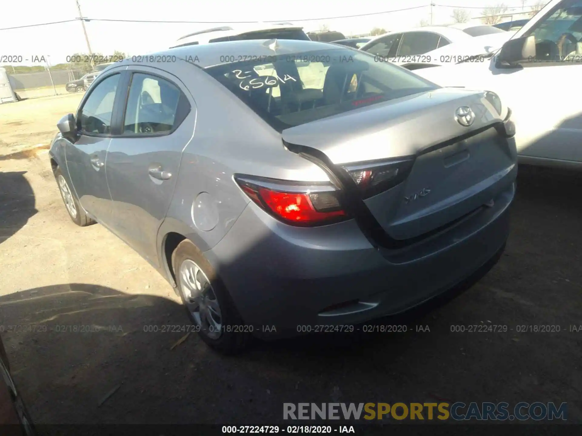 3 Photograph of a damaged car 3MYDLBYV9KY516081 TOYOTA YARIS 2019