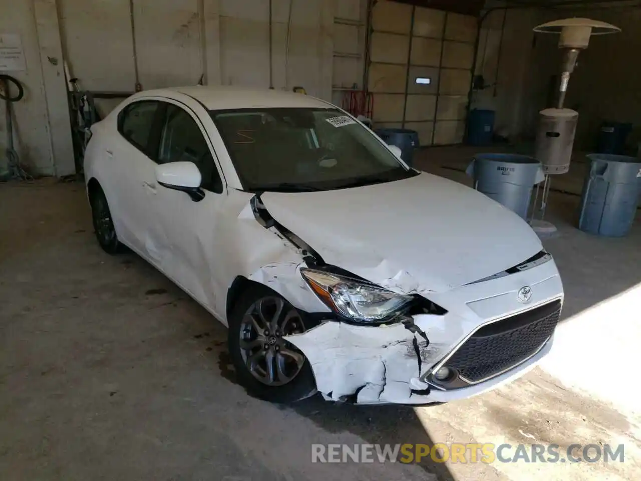 1 Photograph of a damaged car 3MYDLBYV9KY516968 TOYOTA YARIS 2019