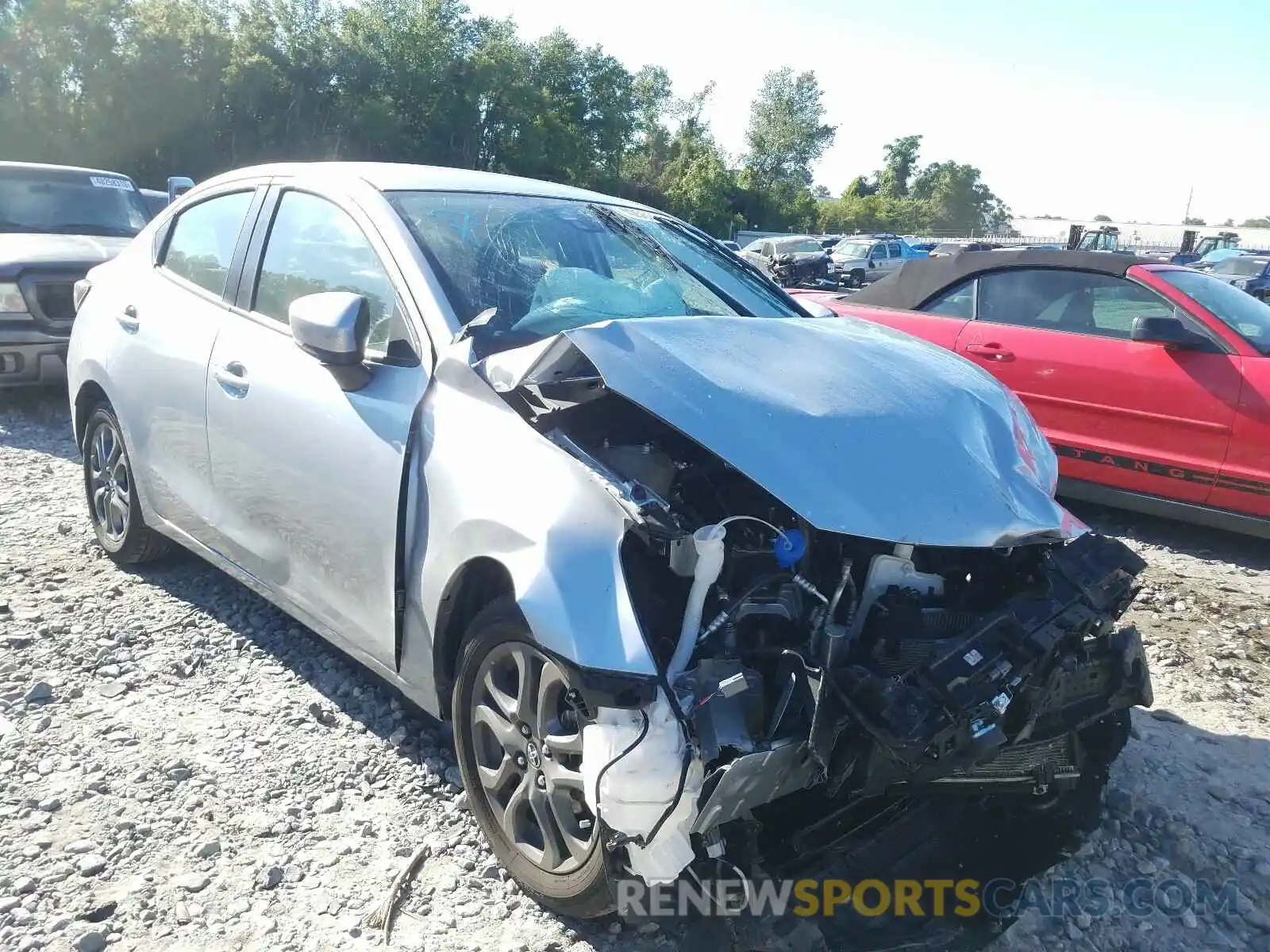 1 Photograph of a damaged car 3MYDLBYV9KY518509 TOYOTA YARIS 2019