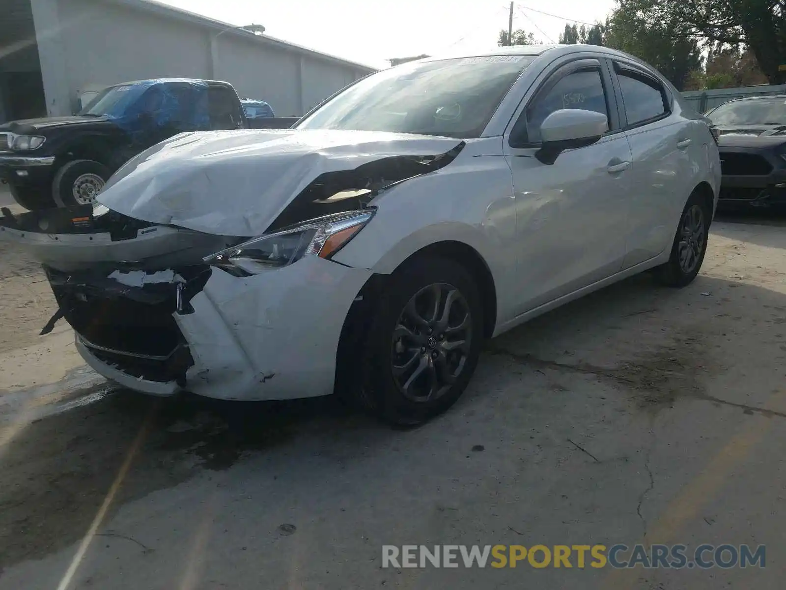 2 Photograph of a damaged car 3MYDLBYV9KY518588 TOYOTA YARIS 2019