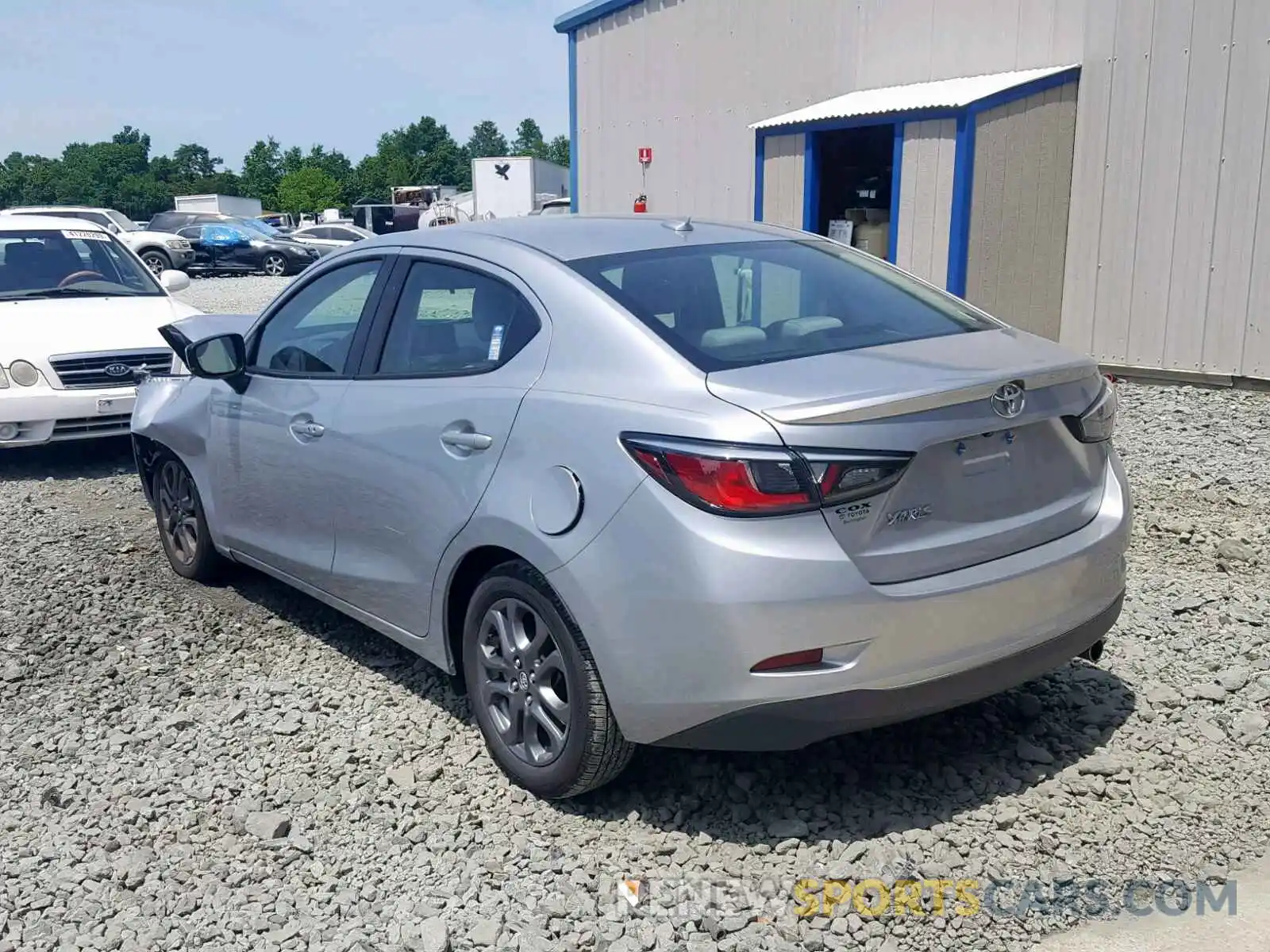 3 Photograph of a damaged car 3MYDLBYV9KY518798 TOYOTA YARIS 2019