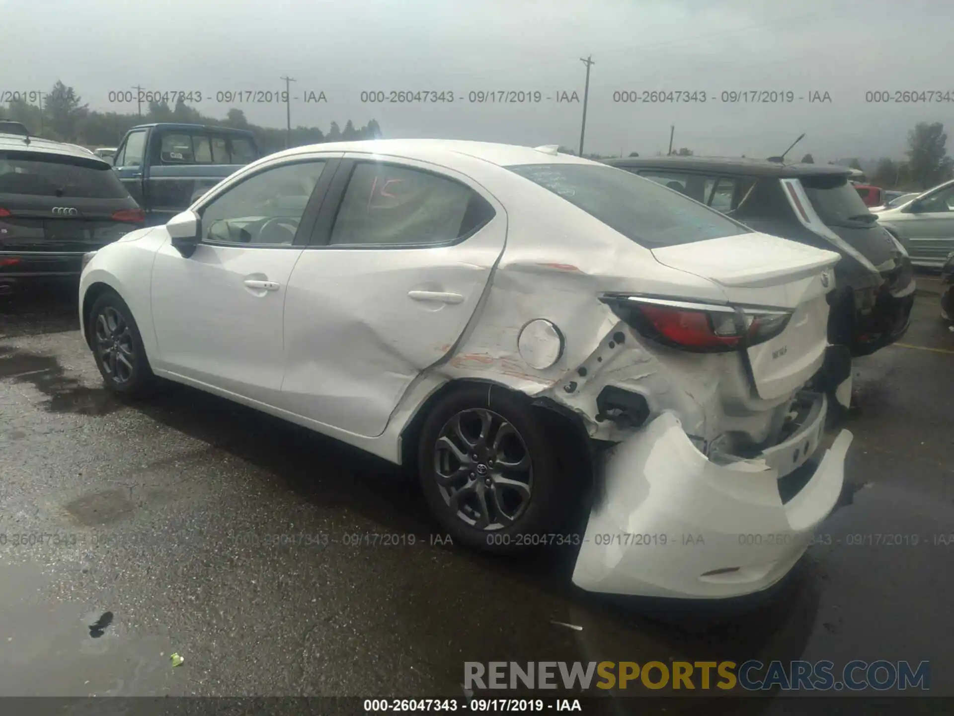 3 Photograph of a damaged car 3MYDLBYV9KY519692 TOYOTA YARIS 2019