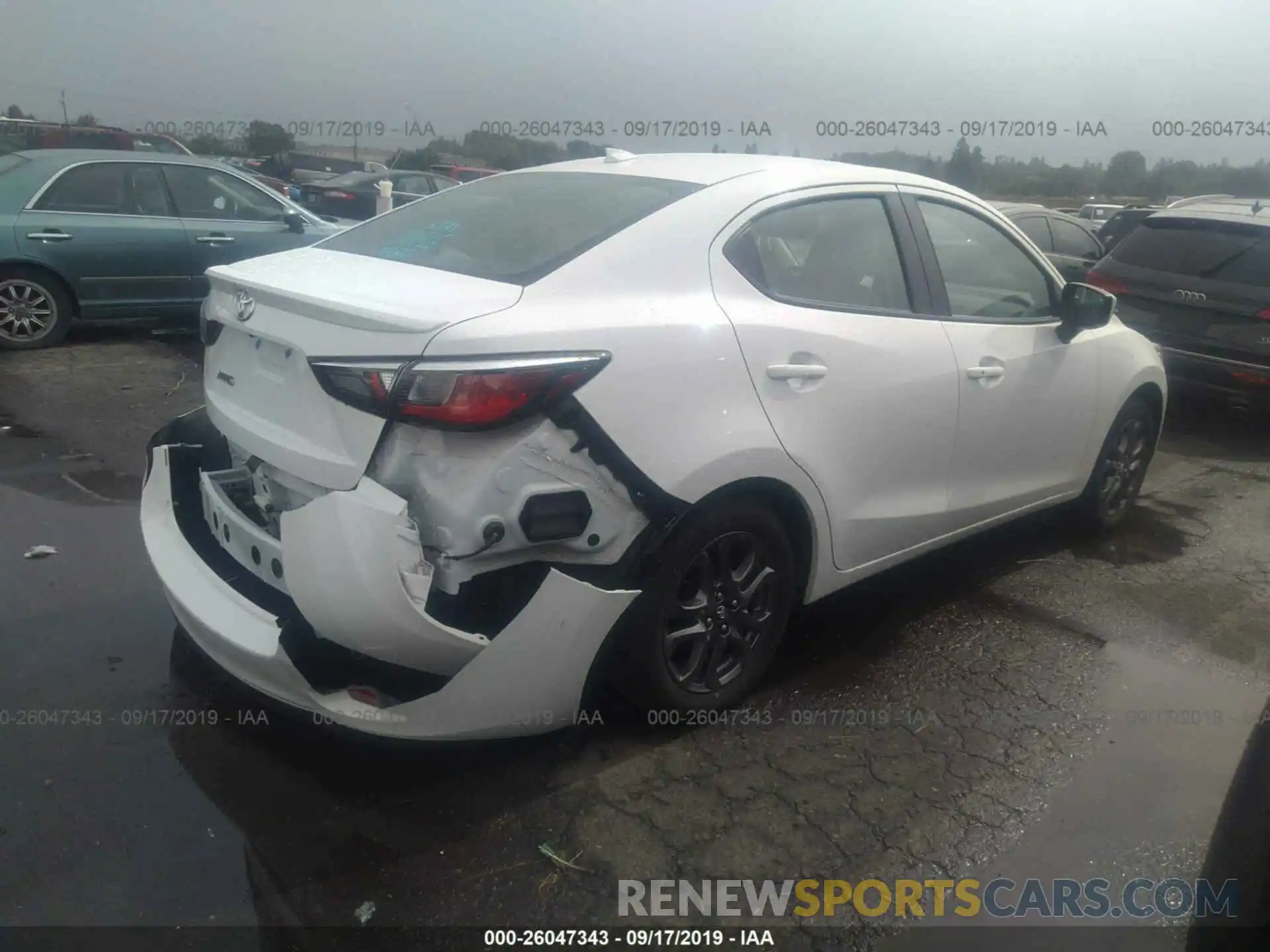 4 Photograph of a damaged car 3MYDLBYV9KY519692 TOYOTA YARIS 2019