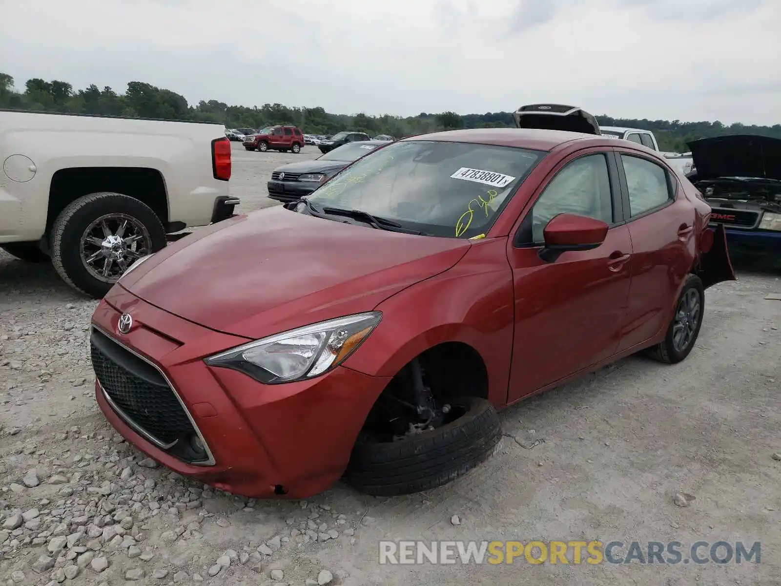 2 Photograph of a damaged car 3MYDLBYV9KY520535 TOYOTA YARIS 2019