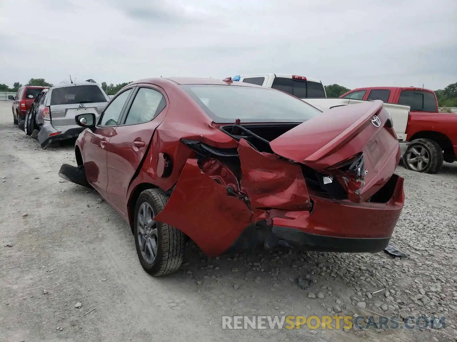 3 Photograph of a damaged car 3MYDLBYV9KY520535 TOYOTA YARIS 2019