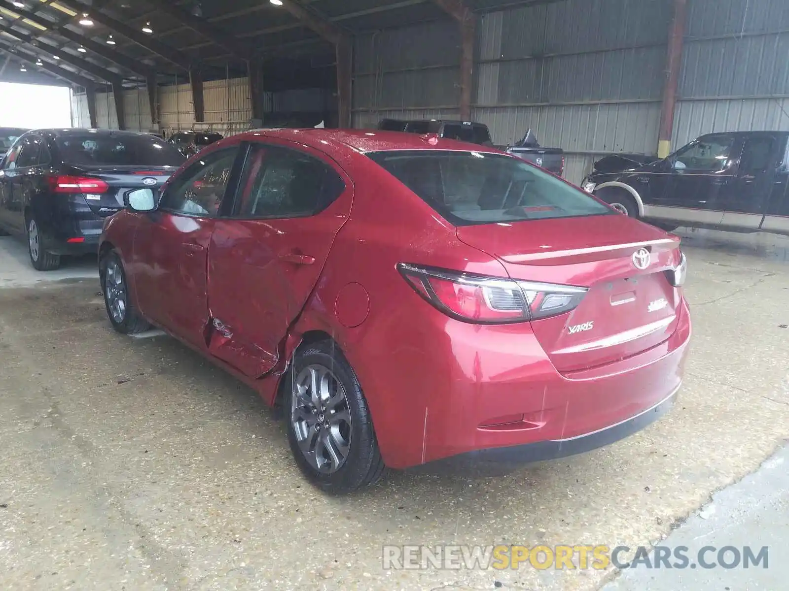 3 Photograph of a damaged car 3MYDLBYV9KY520602 TOYOTA YARIS 2019