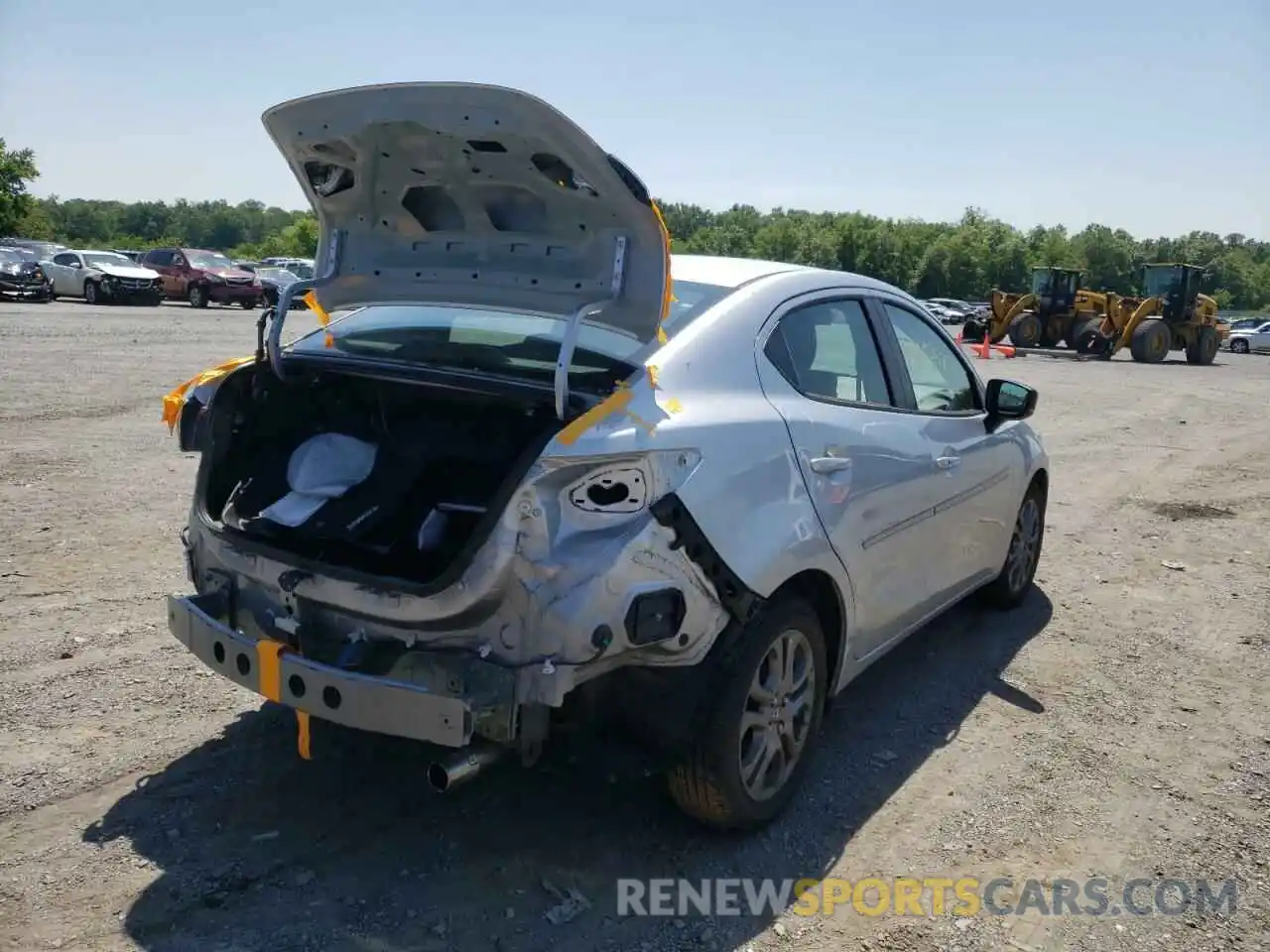 4 Photograph of a damaged car 3MYDLBYV9KY520938 TOYOTA YARIS 2019