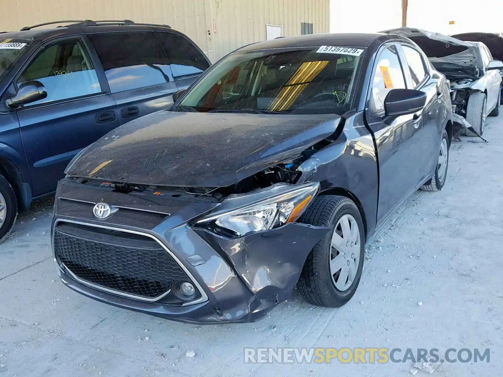 2 Photograph of a damaged car 3MYDLBYV9KY521068 TOYOTA YARIS 2019