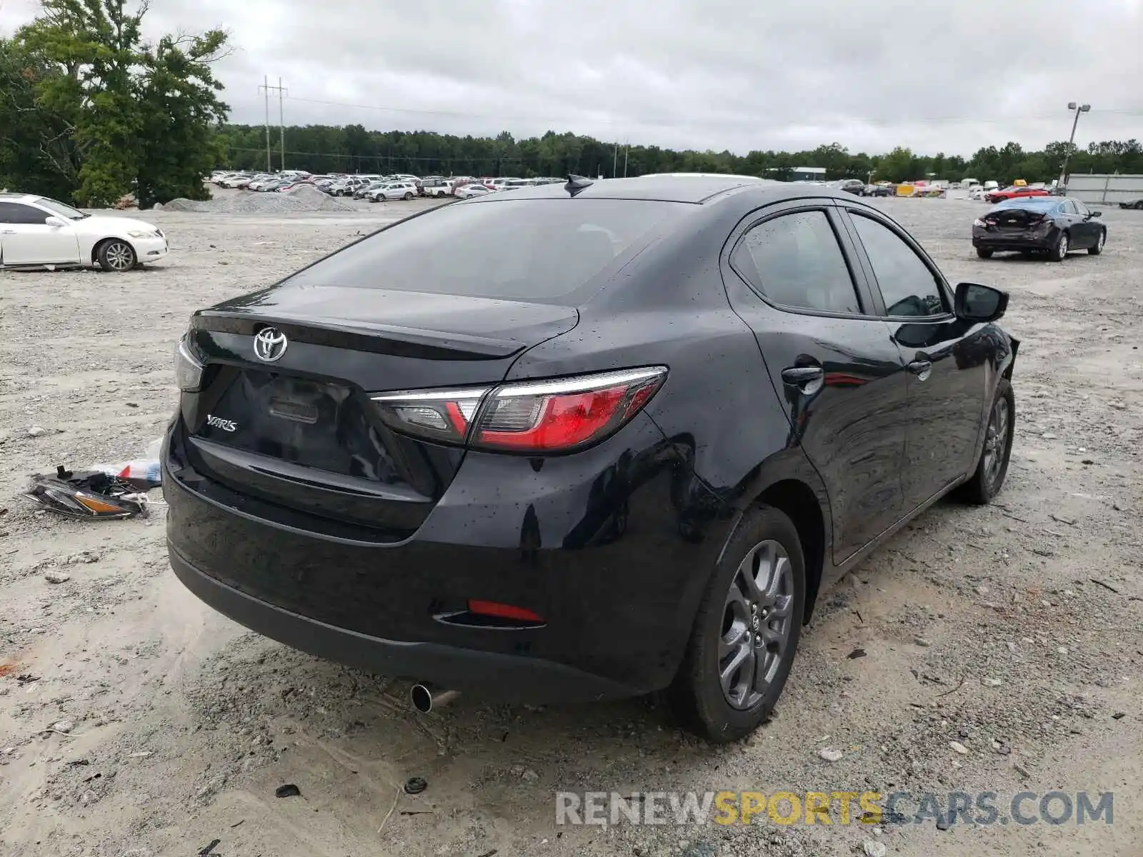 4 Photograph of a damaged car 3MYDLBYV9KY521555 TOYOTA YARIS 2019