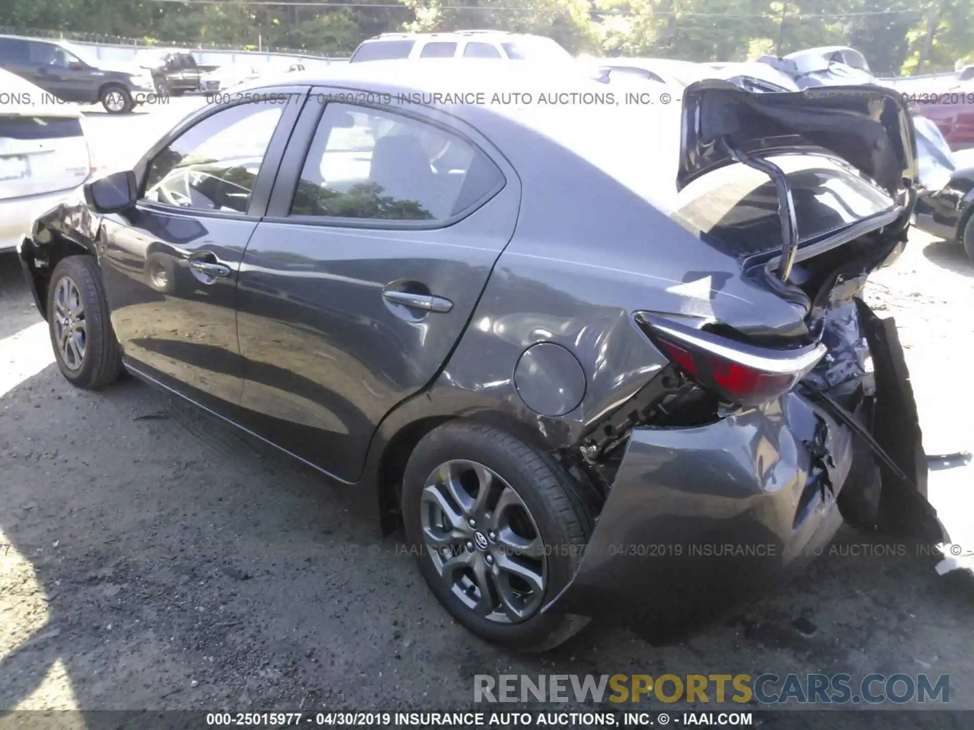 3 Photograph of a damaged car 3MYDLBYV9KY522477 TOYOTA YARIS 2019