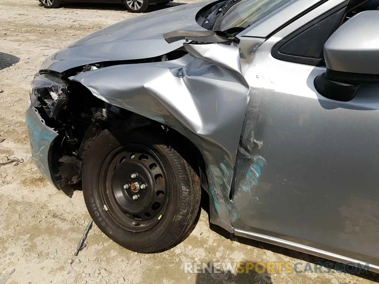 9 Photograph of a damaged car 3MYDLBYV9KY524908 TOYOTA YARIS 2019