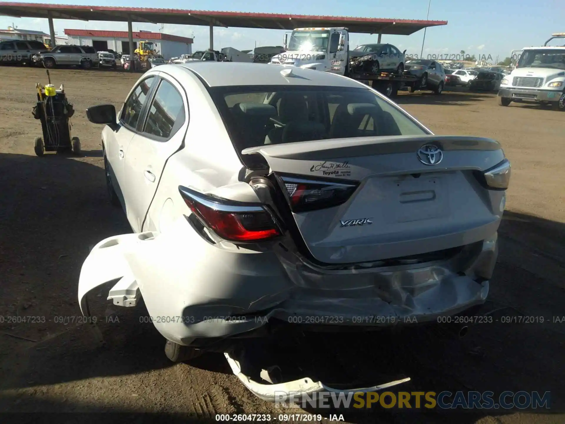 6 Photograph of a damaged car 3MYDLBYV9KY526190 TOYOTA YARIS 2019