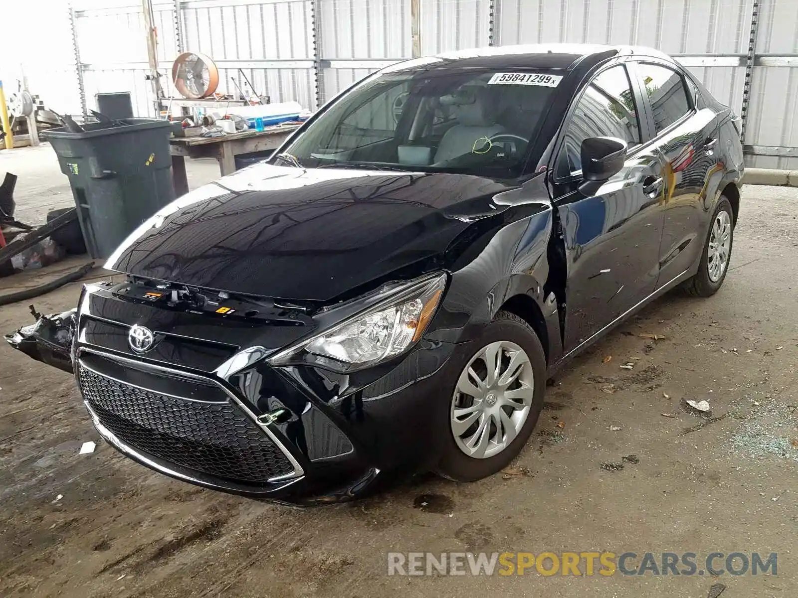 2 Фотография поврежденного автомобиля 3MYDLBYV9KY528313 TOYOTA YARIS 2019