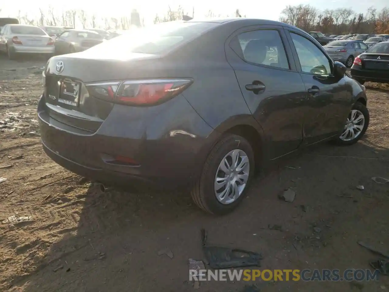 4 Photograph of a damaged car 3MYDLBYVXKY501718 TOYOTA YARIS 2019