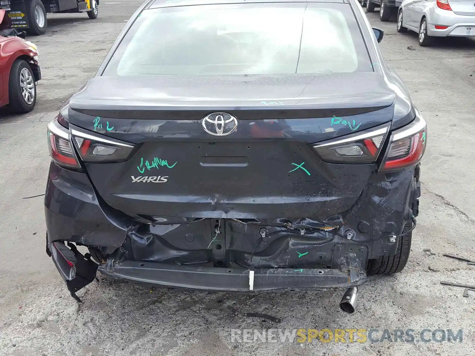 9 Photograph of a damaged car 3MYDLBYVXKY502173 TOYOTA YARIS 2019