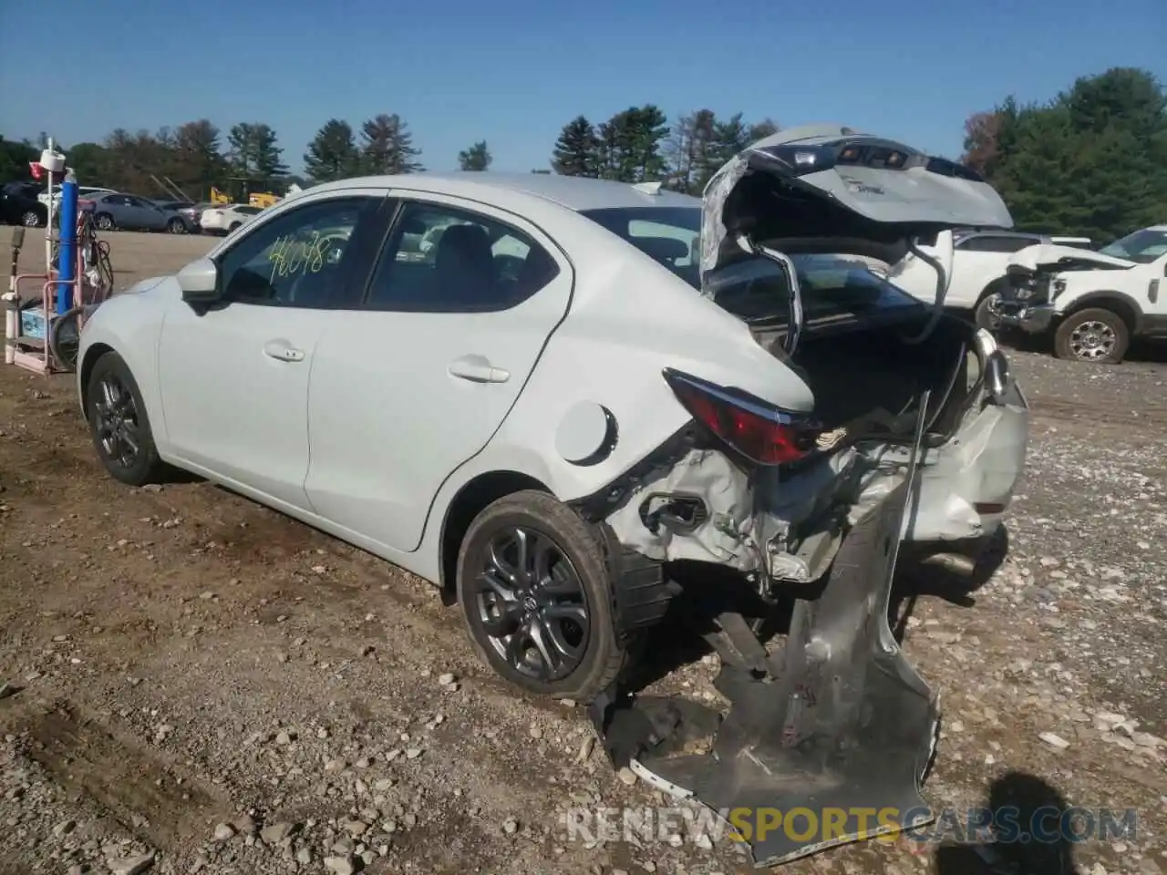 3 Photograph of a damaged car 3MYDLBYVXKY503162 TOYOTA YARIS 2019